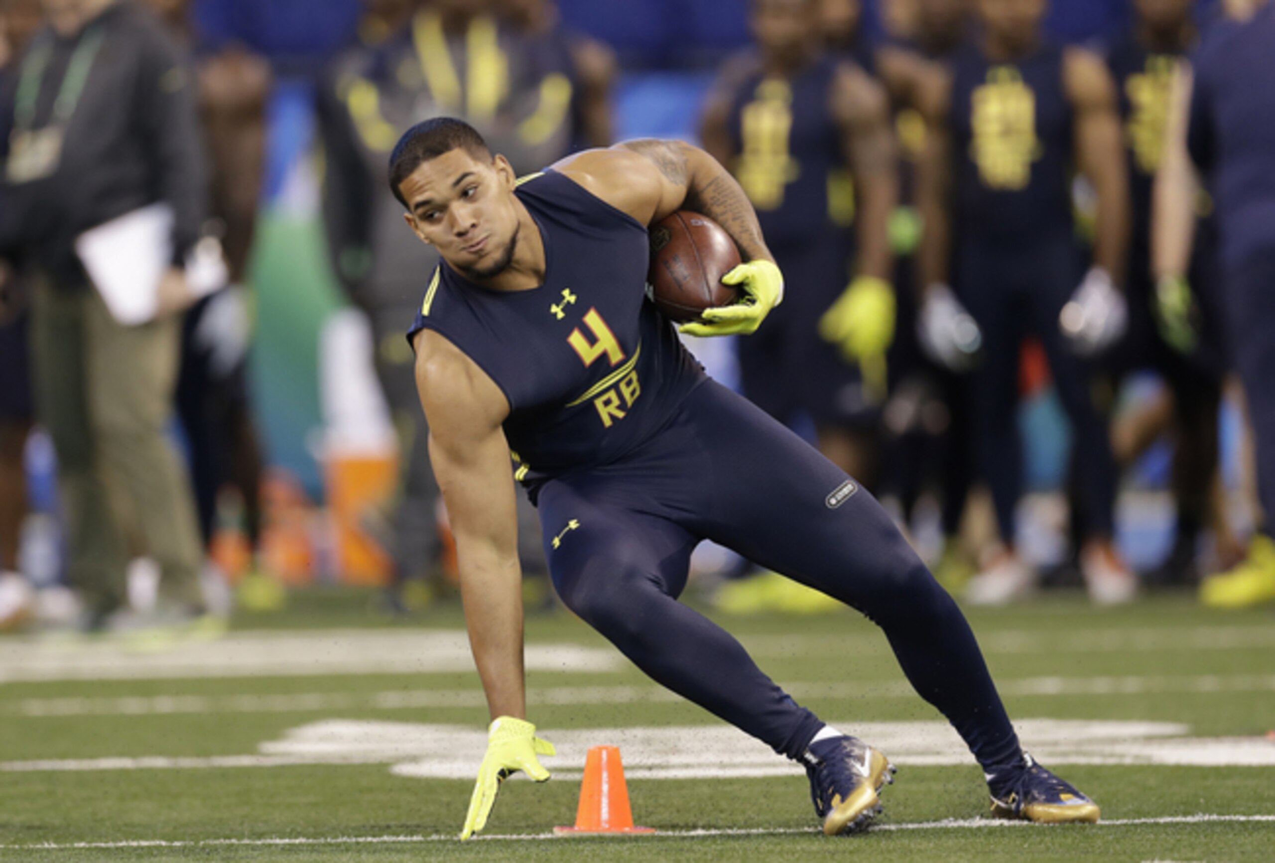 Pittsburgh's James Conner could fill the role of early-down back for the Patriots.
