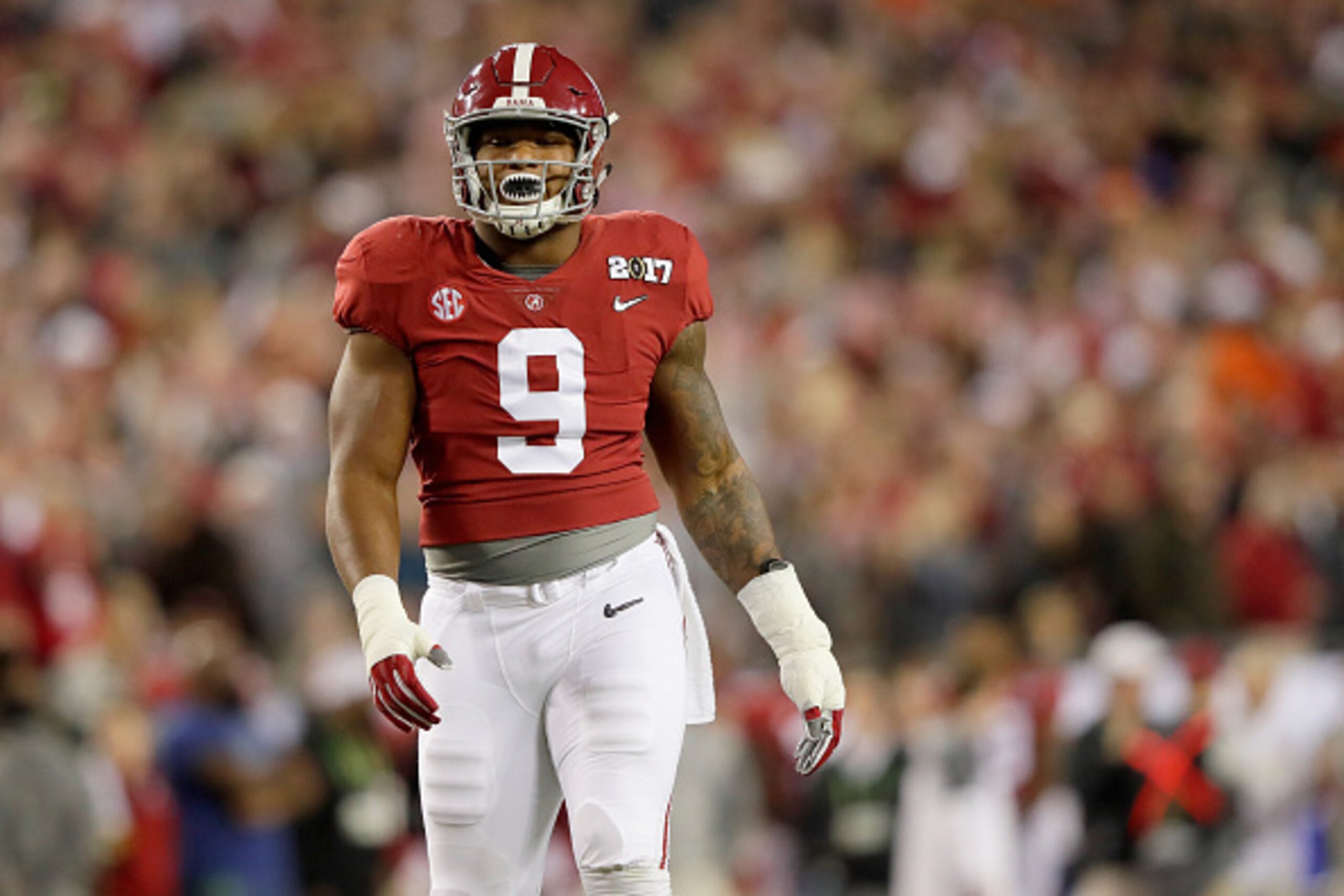 Da'Shawn Hand is ready to break out as an Alabama senior. Da'Shawn Hand is ready to break out as an Alabama senior.