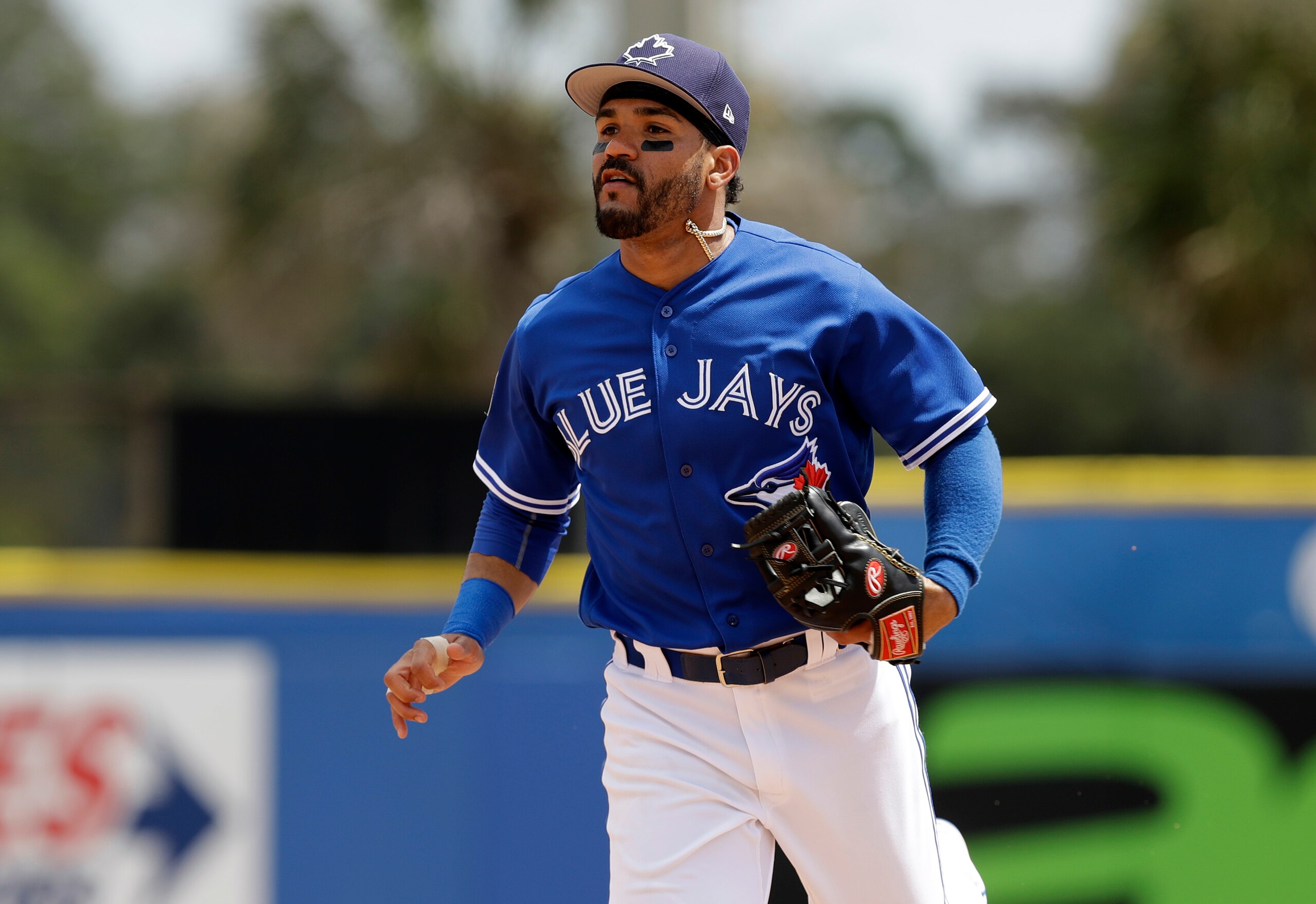 Devon Travis
