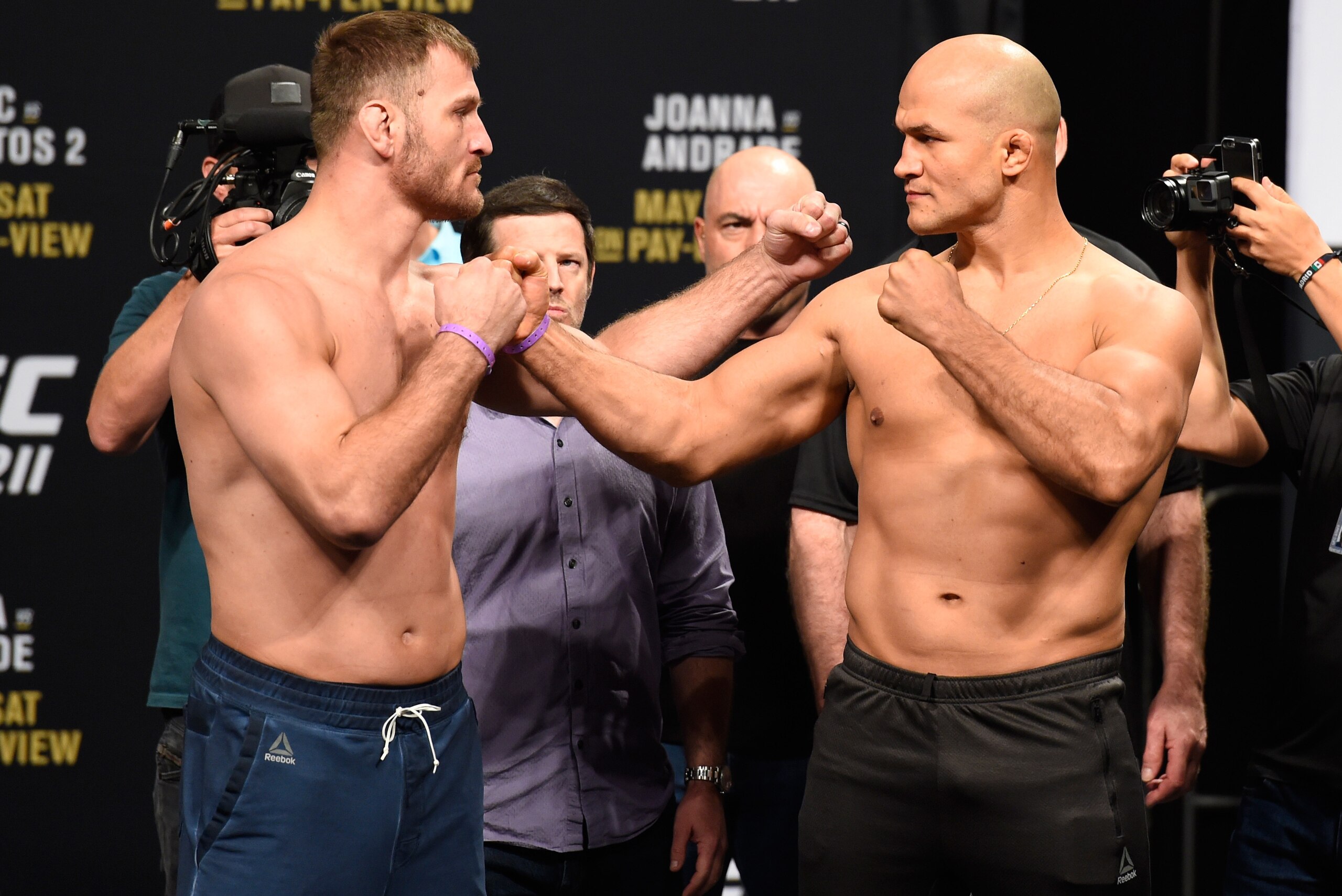 Stipe Miocic (left) and Junior dos Santos
