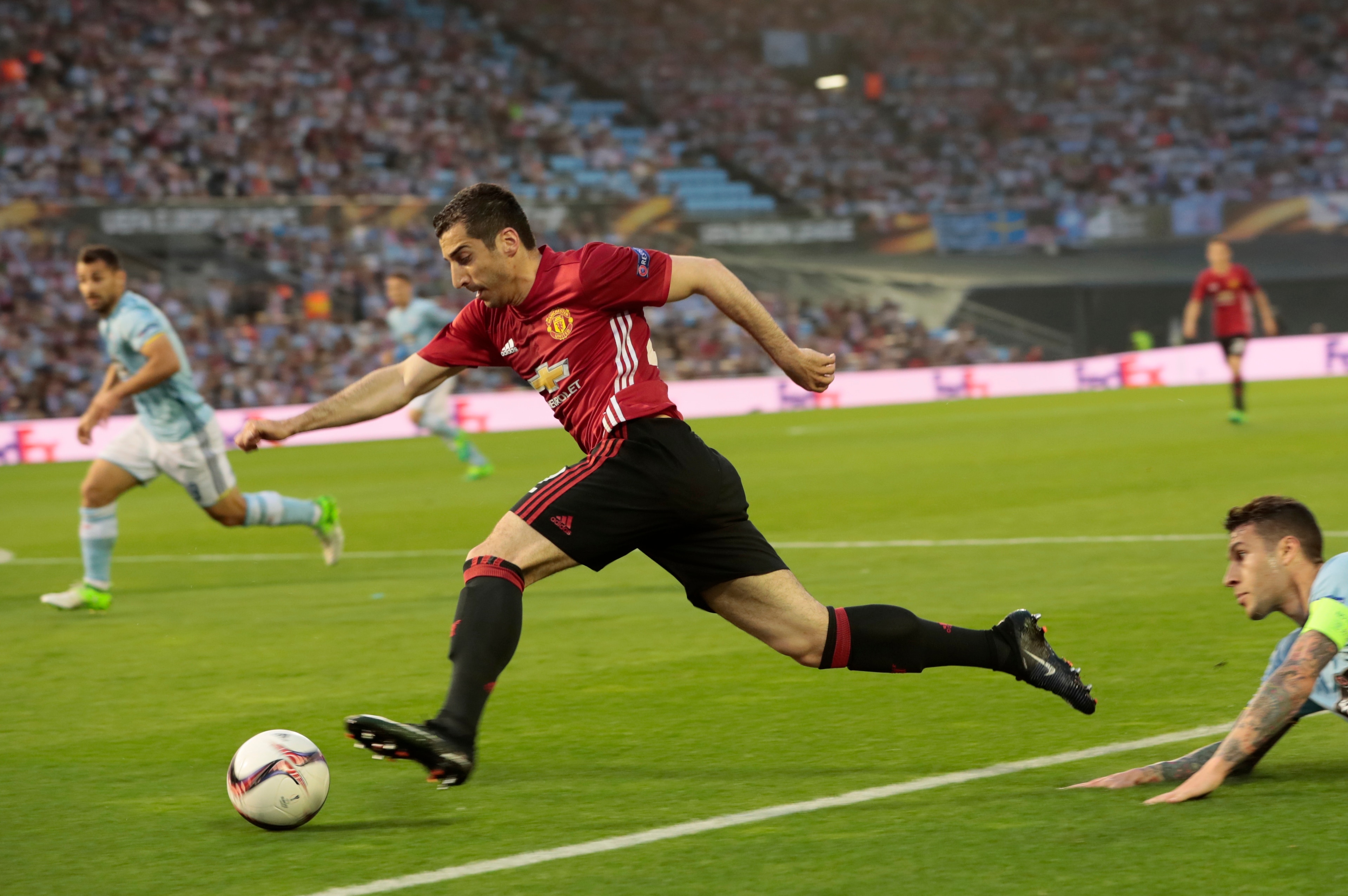 Mkhitaryan on the move against Celta Vigo.