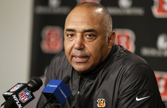 Marvin Lewis remains head coach of the Bengals despite having zero playoff wins in 14 years.