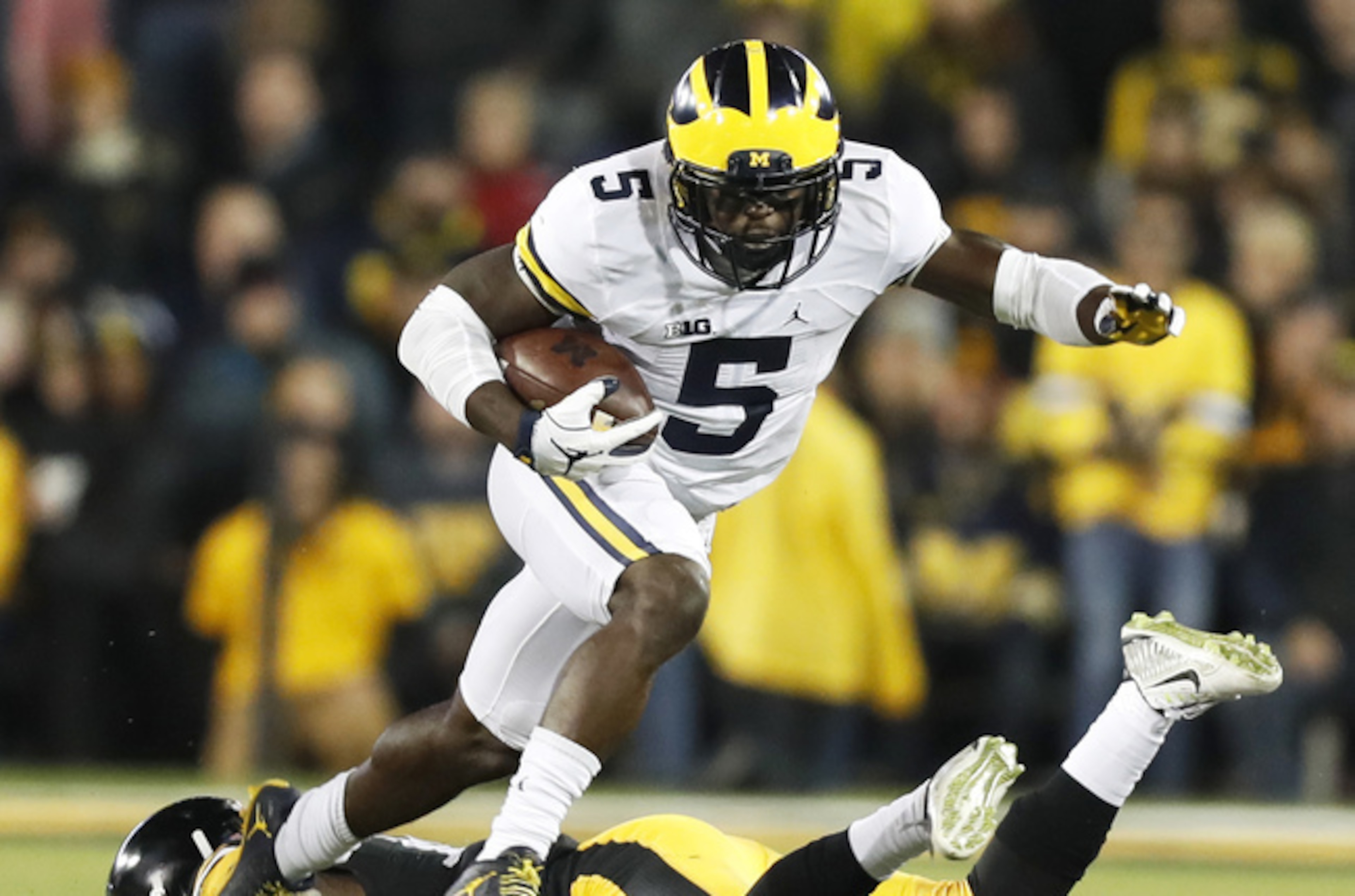 Jabrill Peppers is one of several highly-touted players to leave New Jersey for a national powerhouse. Jabrill Peppers is one of several highly-touted players to leave New Jersey for a national powerhouse.