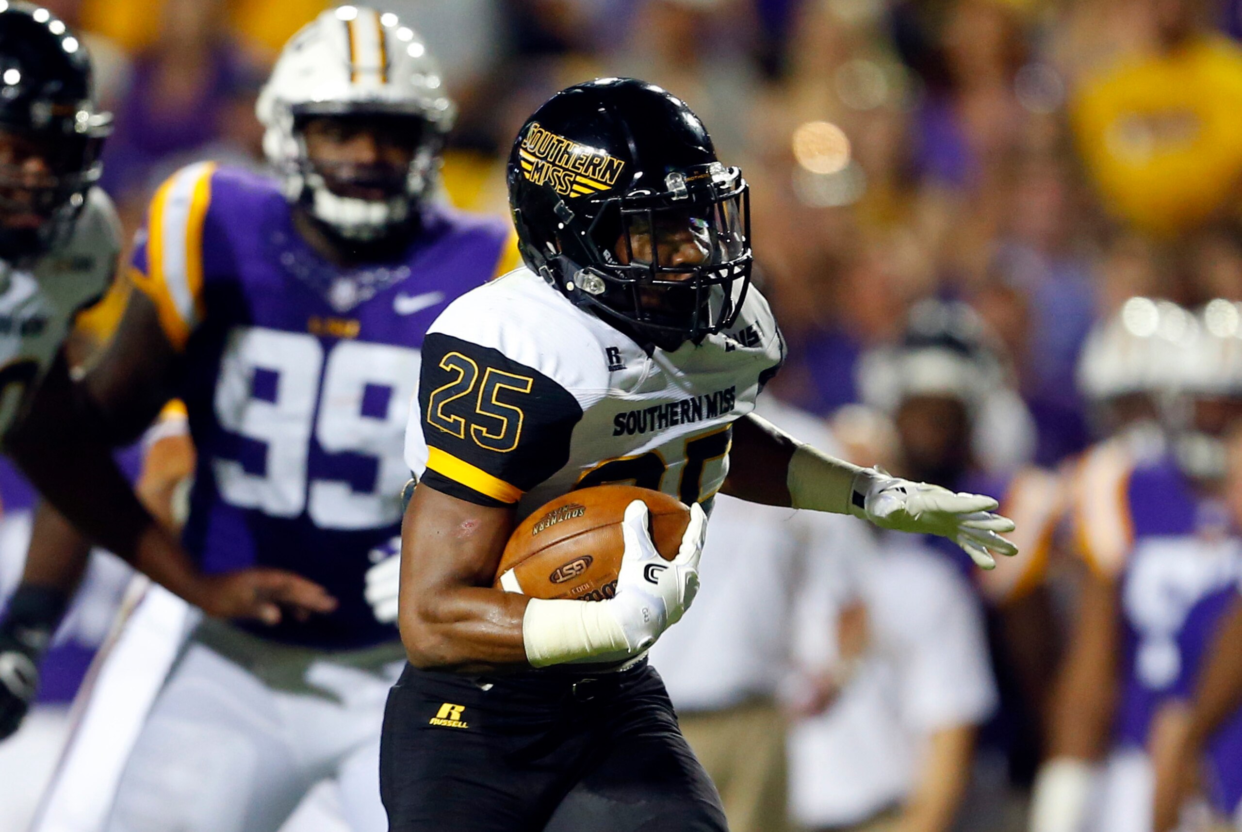 Ito Smith was just a few touches away from 2,000 yards from scrimmage last year.