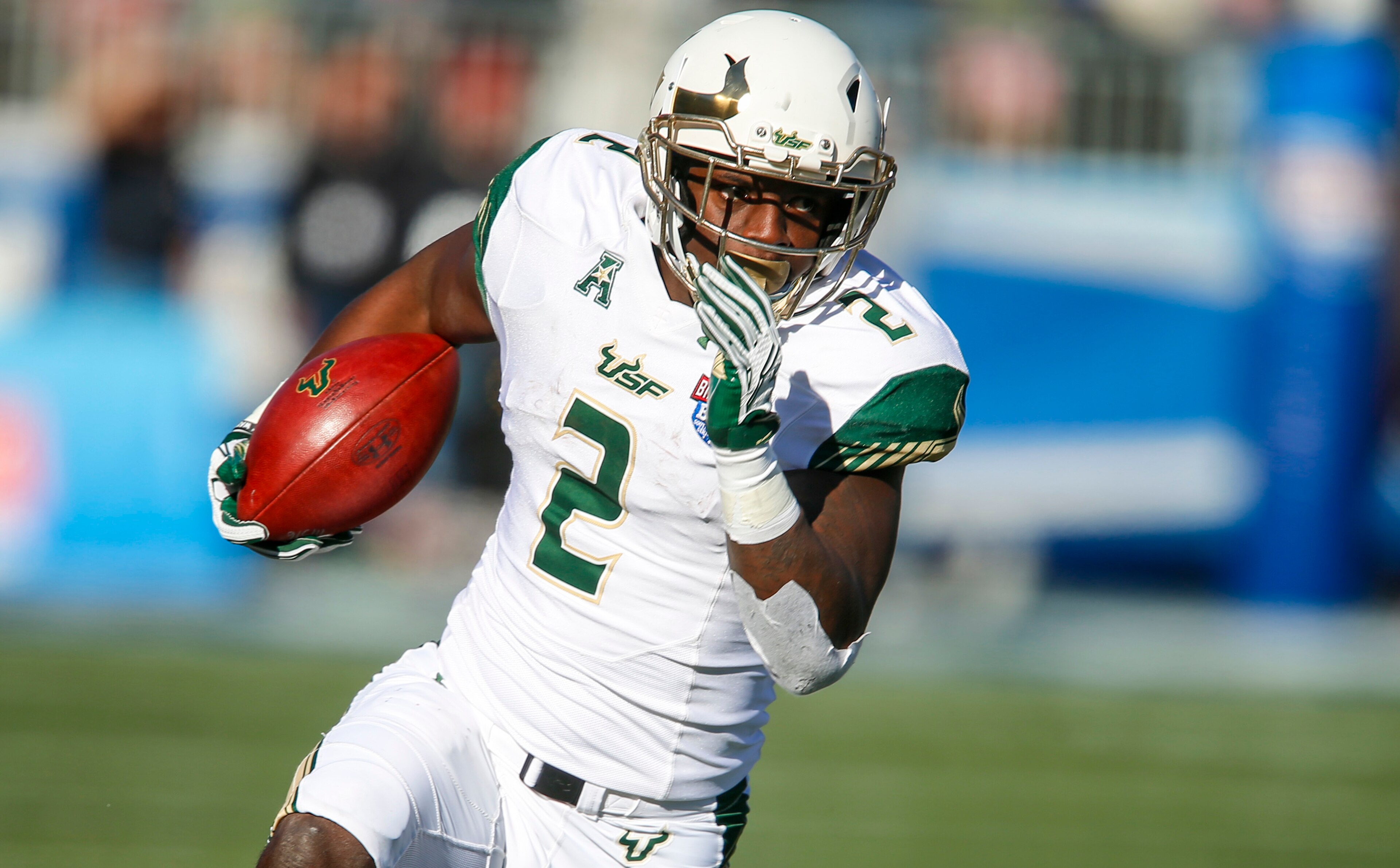 D'Ernest Johnson is headed for a colossal senior year. D'Ernest Johnson is headed for a colossal senior year.