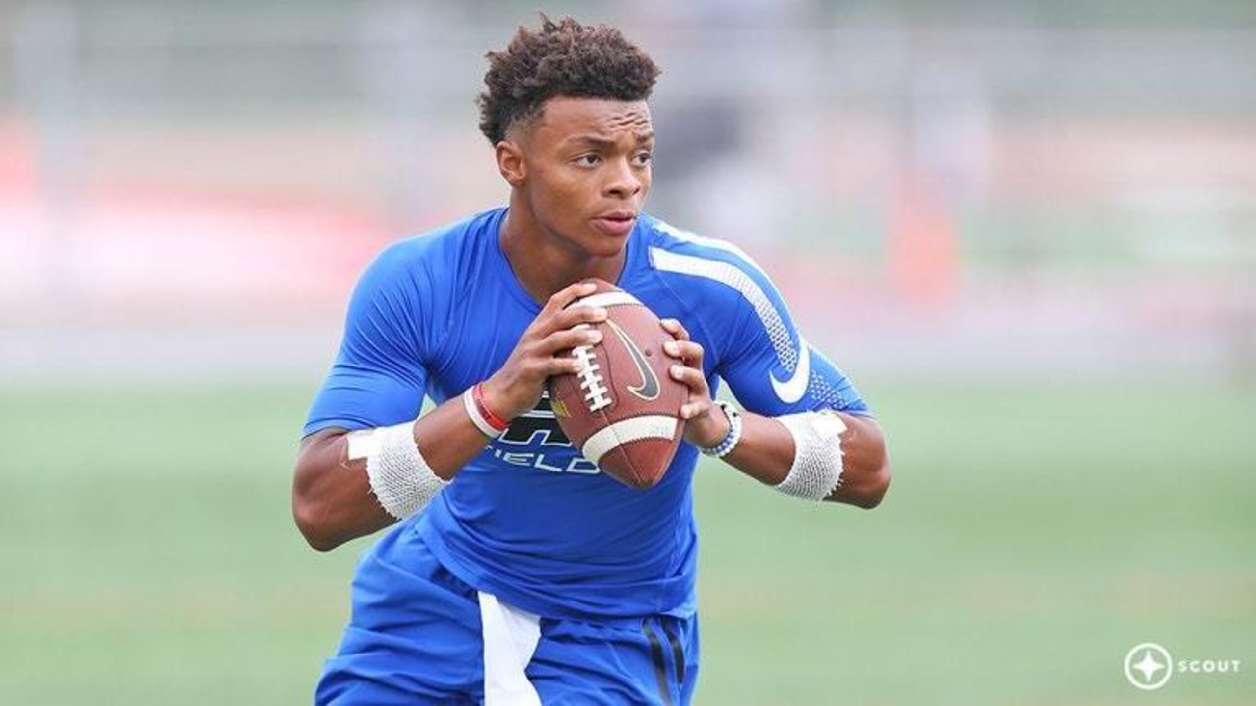 Justin Fields is rising in the 2018 overall recruiting rankings.