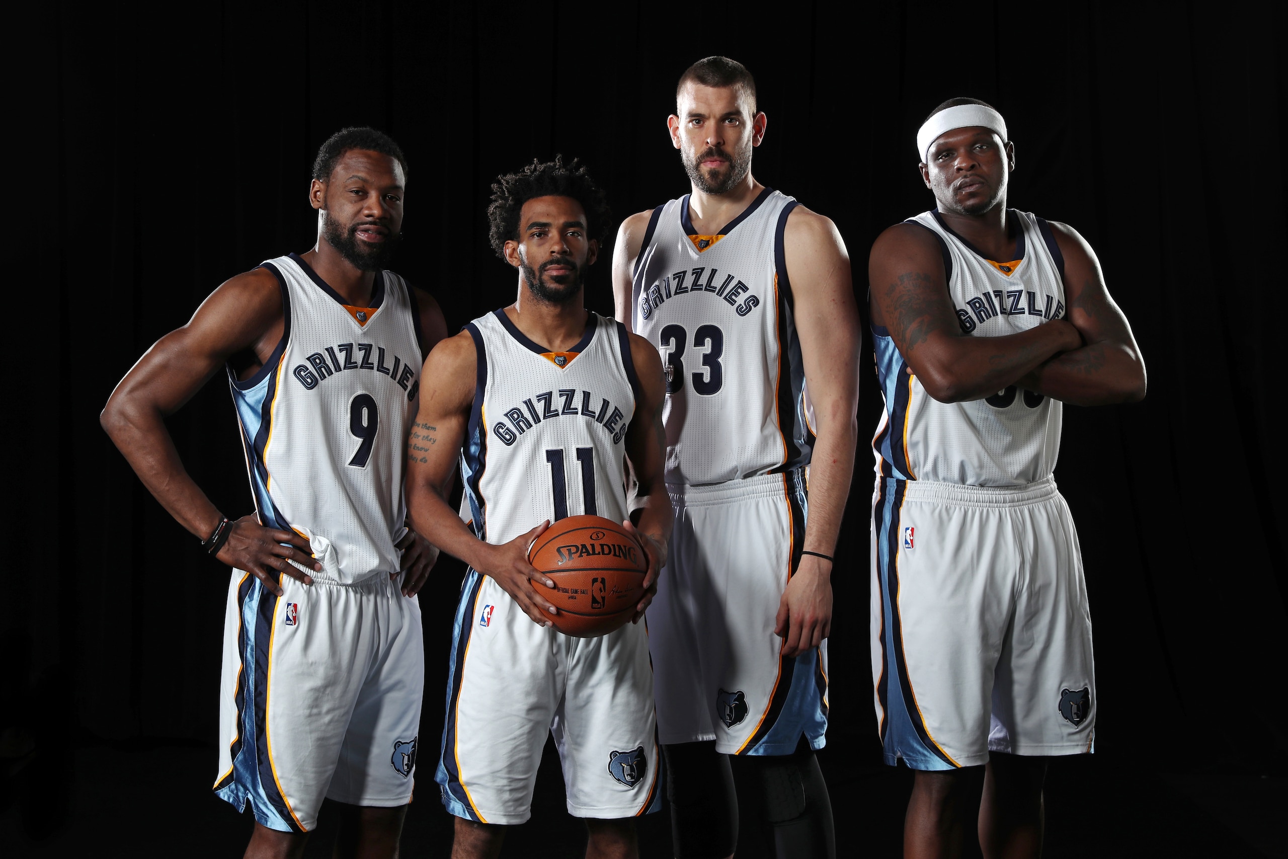 Somebody photoshop Pau in there.