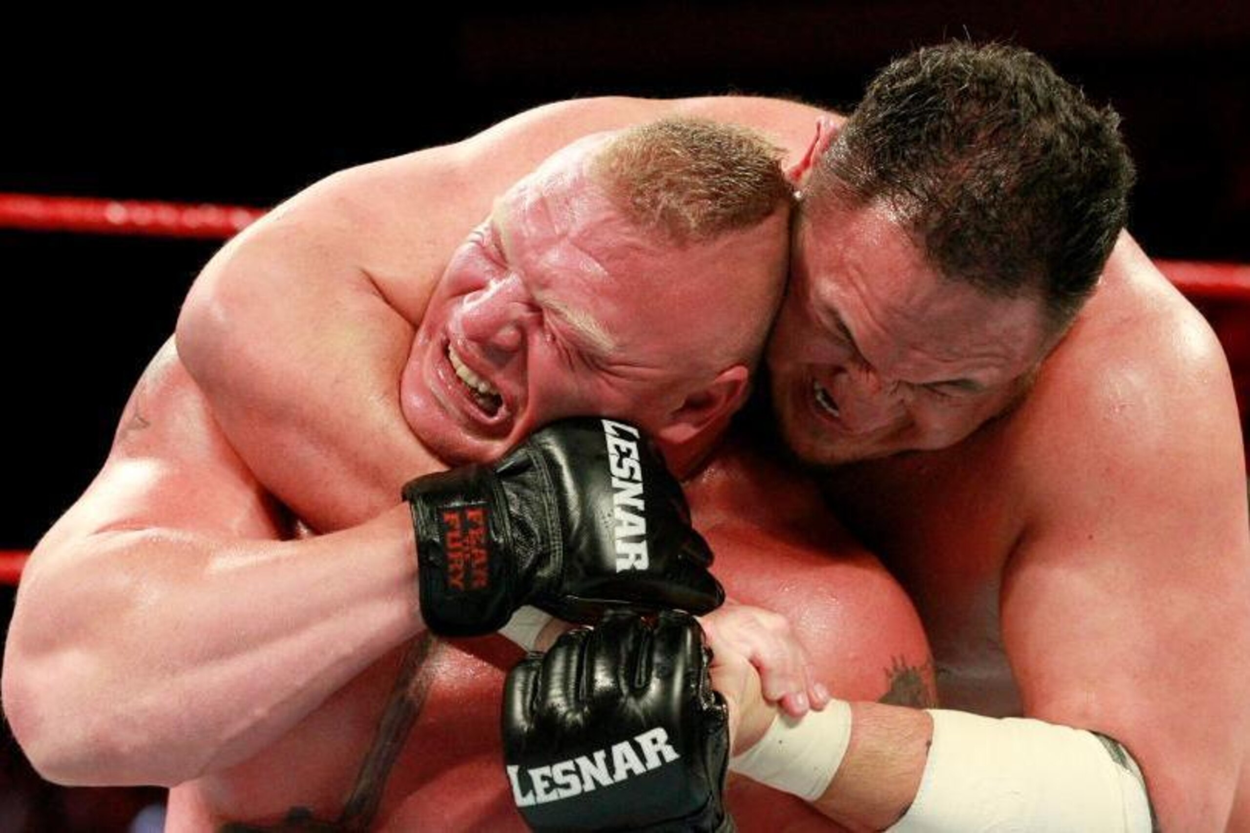 Brock Lesnar barely escaped Samoa Joe with the Universal Championship.
