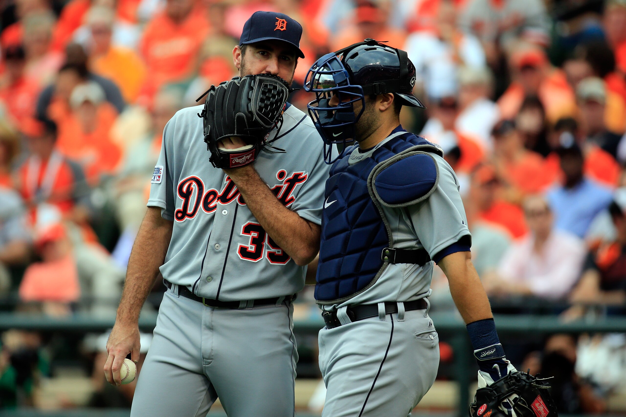 The Cubs could resolve two areas of interest by acquiring Verlander and Avila.