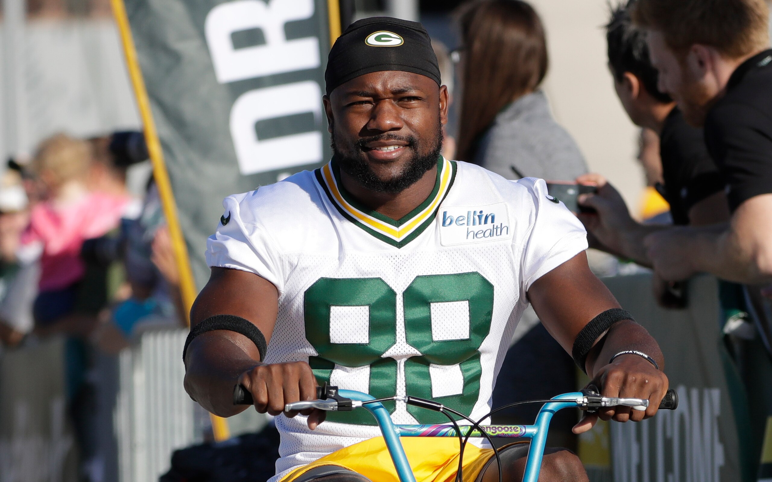 The Packers are putting a lot of pressure on Ty Montgomery.