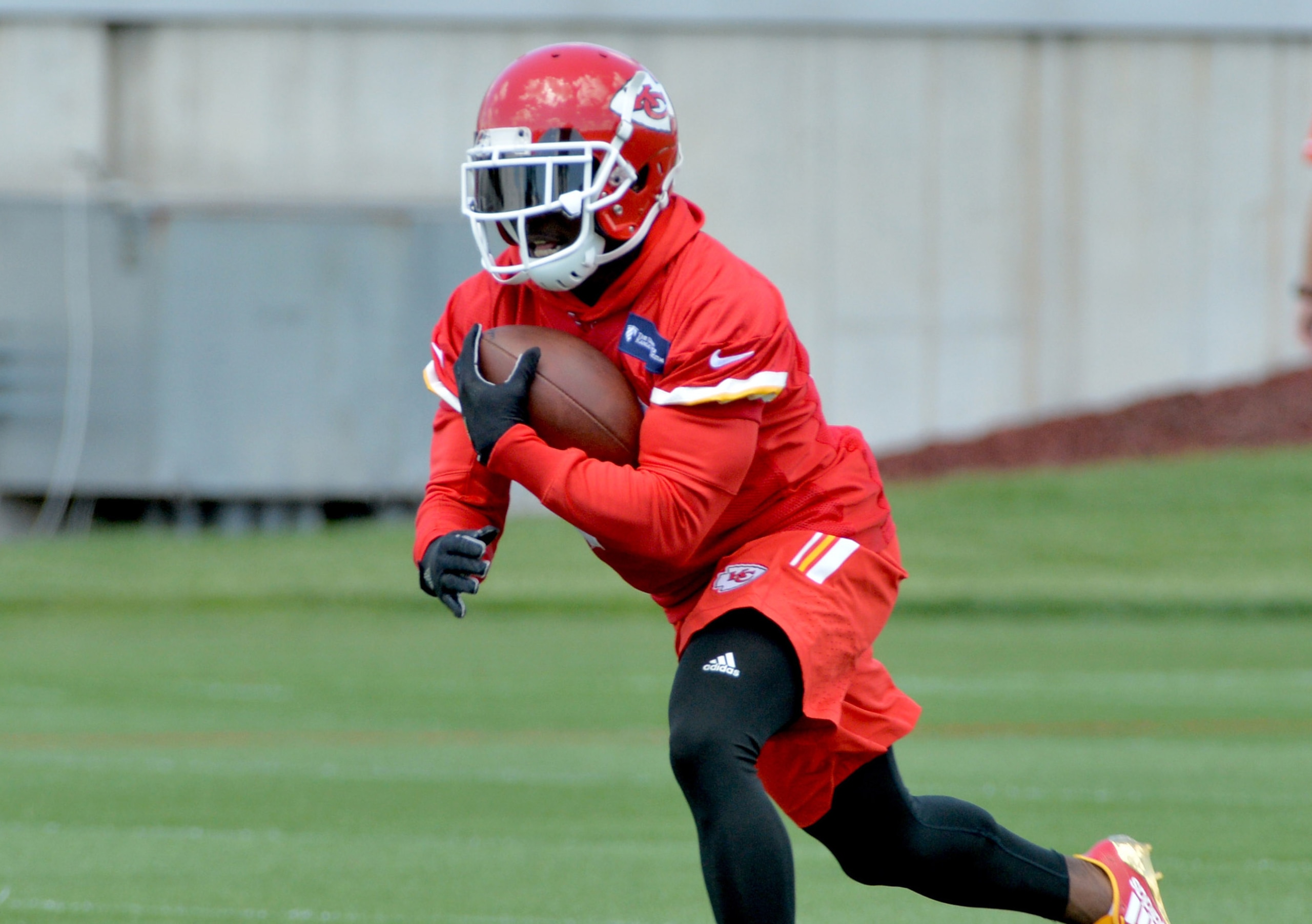 Tyreek Hill won't return kickoffs as often.