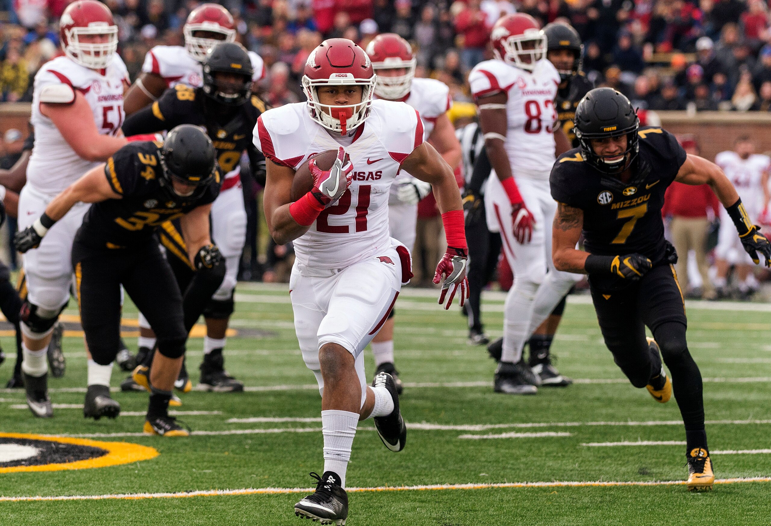 Devwah Whaley is poised to be a breakout star in Arkansas' ground game.