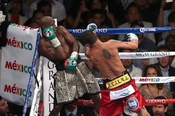Maidana's high-octane offense put Mayweather's defense to the test.