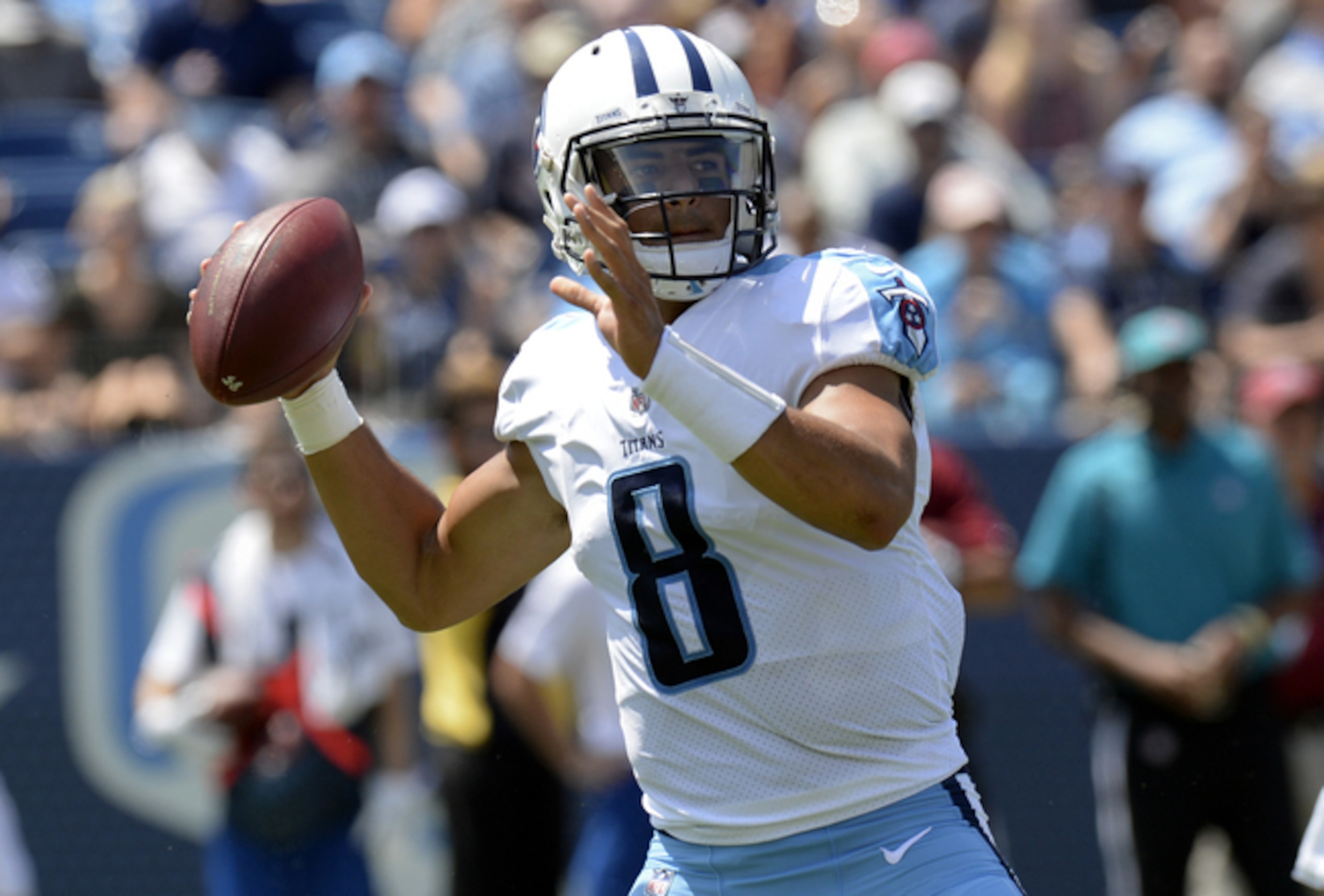 Marcus Mariota looked confident and healthy in Tennessee's preseason game against Chicago on Sunday.