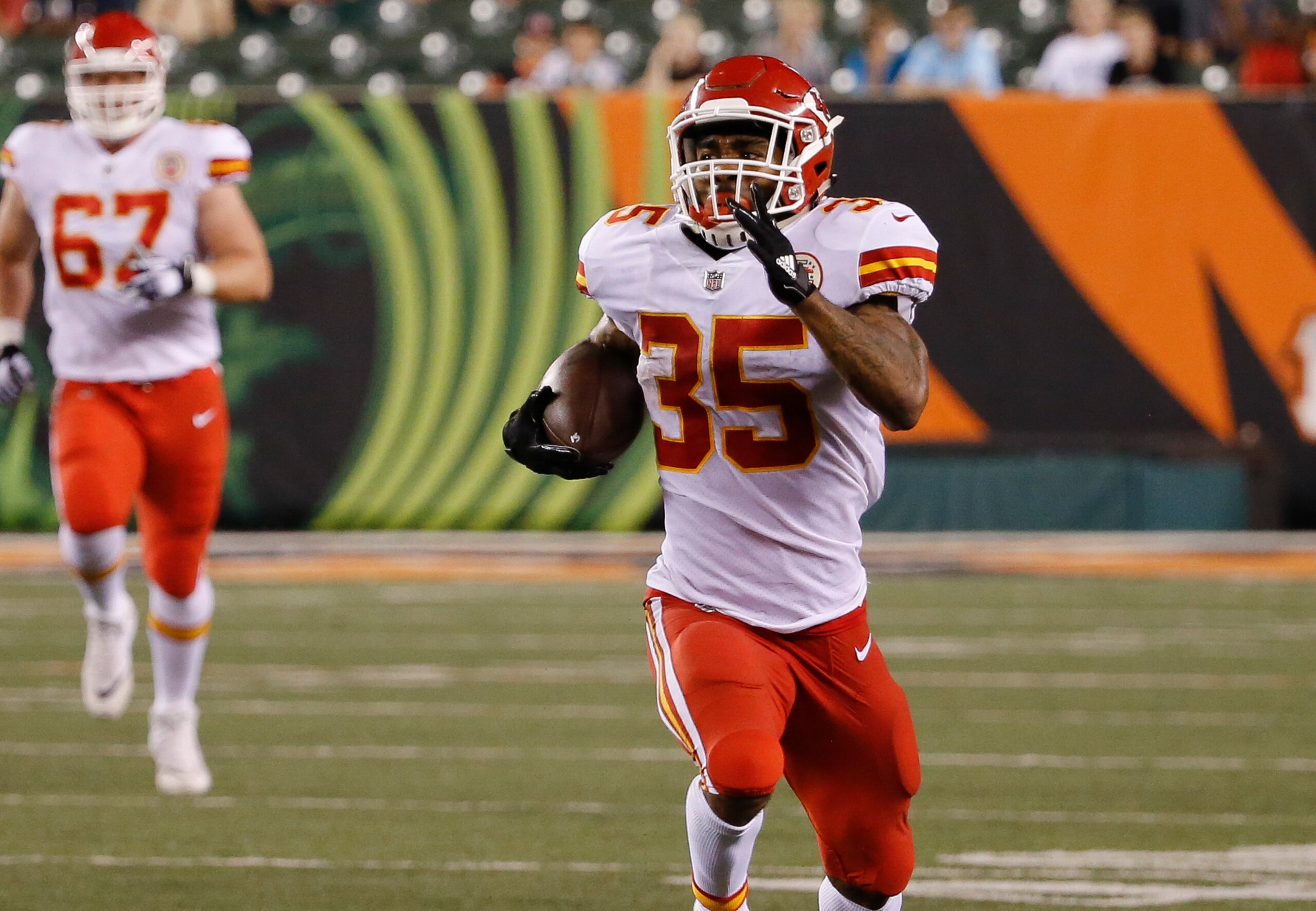 Charcandrick West