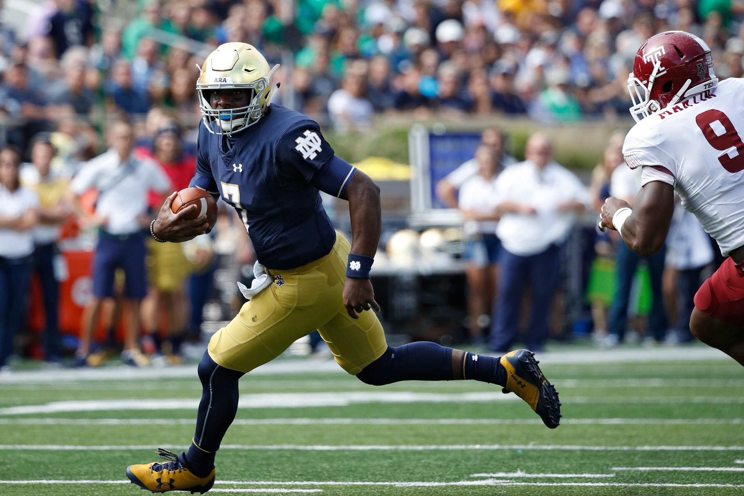 Brandon Wimbush gave Notre Dame fans hope with a promising debut against Temple.