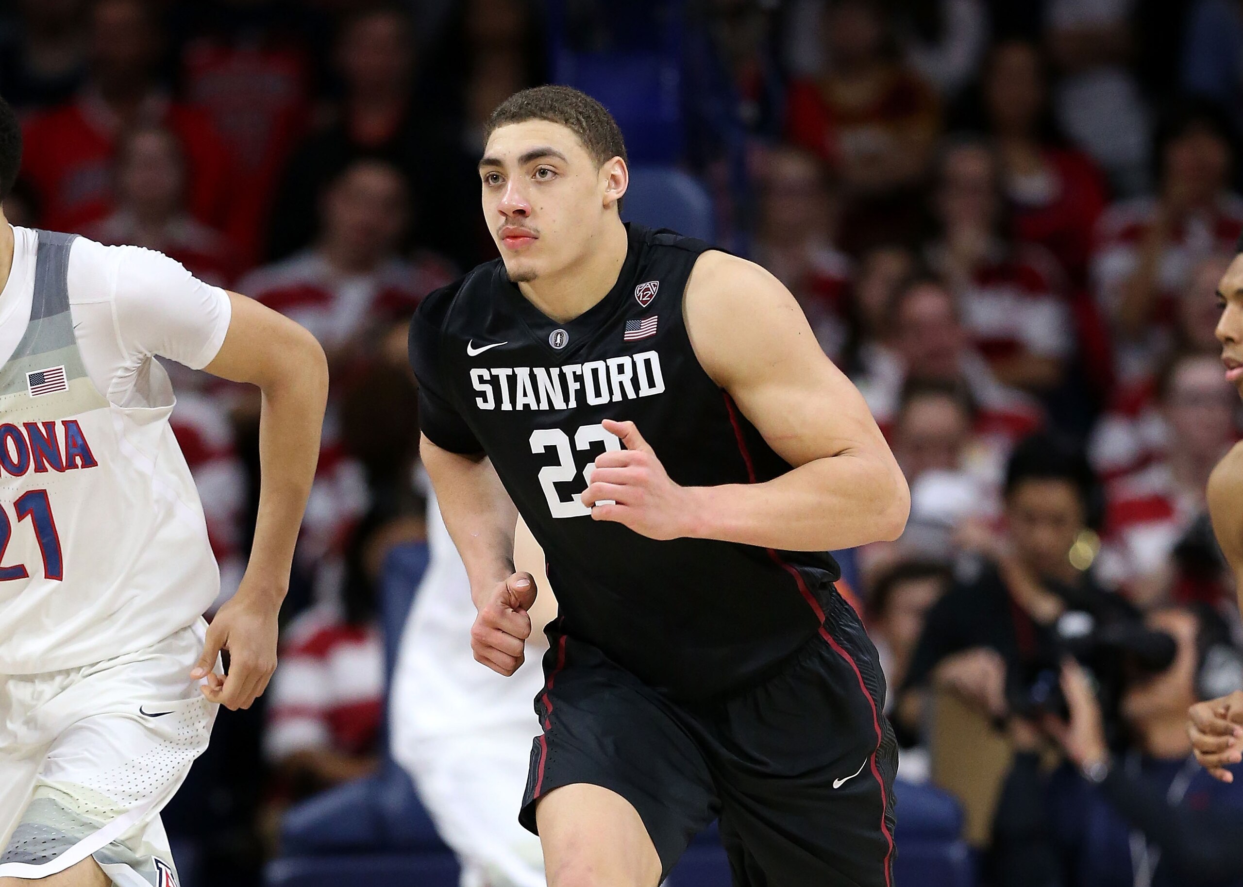 Reid Travis is too strong to not put up big numbers.