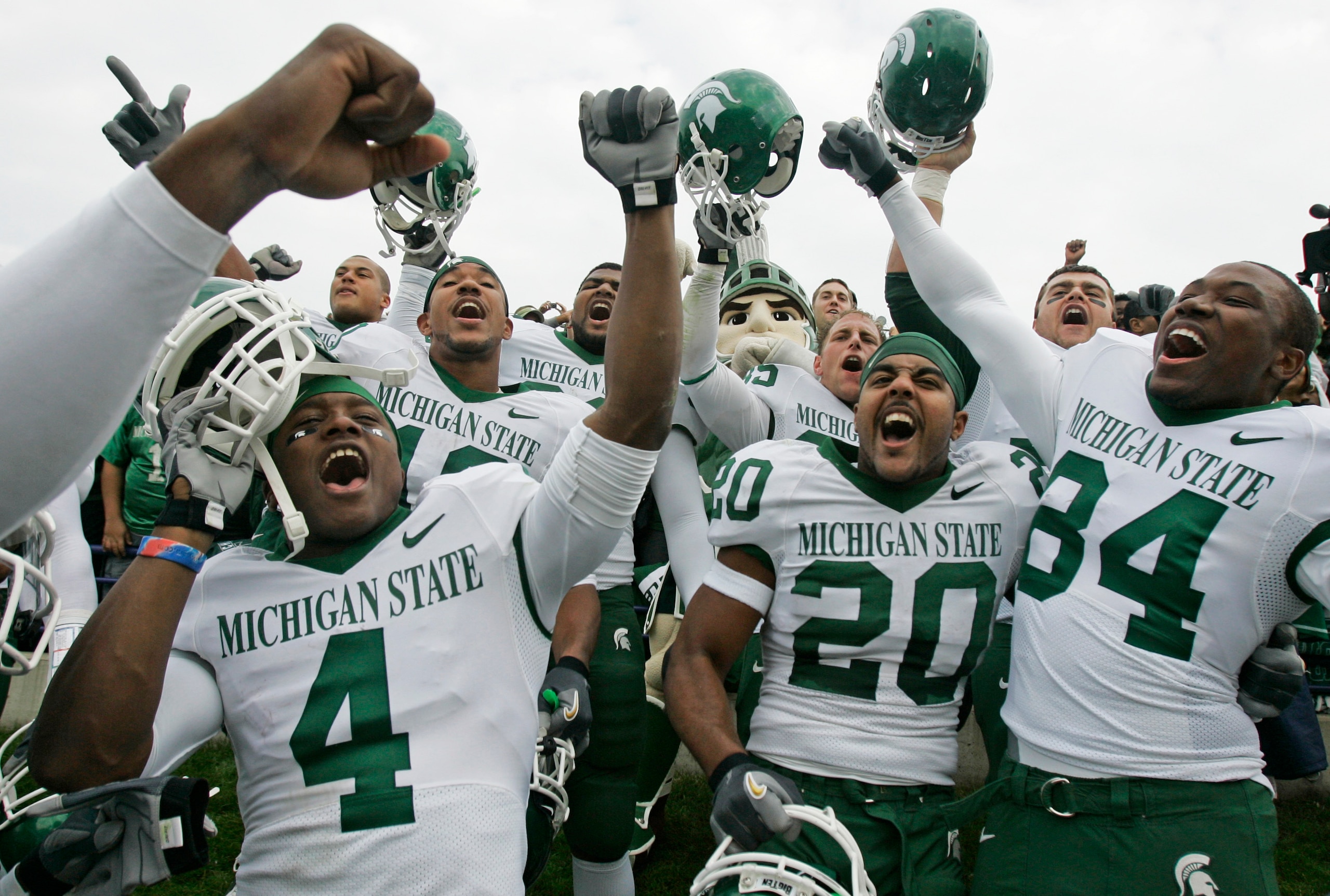Michigan State had an ugly 2006 season, but a huge comeback at Northwestern was a highlight.