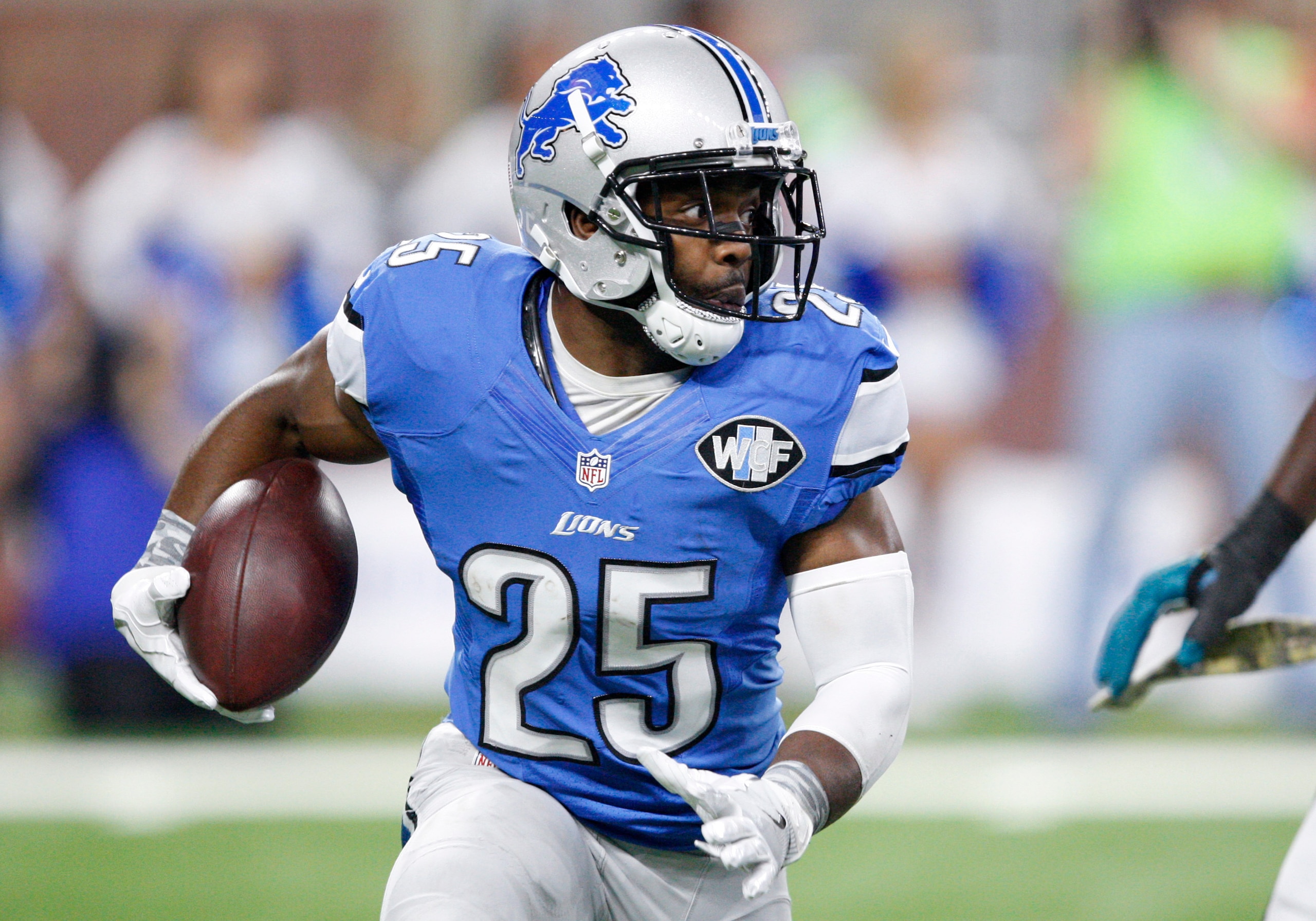 Theo Riddick outplayed Ameer Abdullah in Week 1.