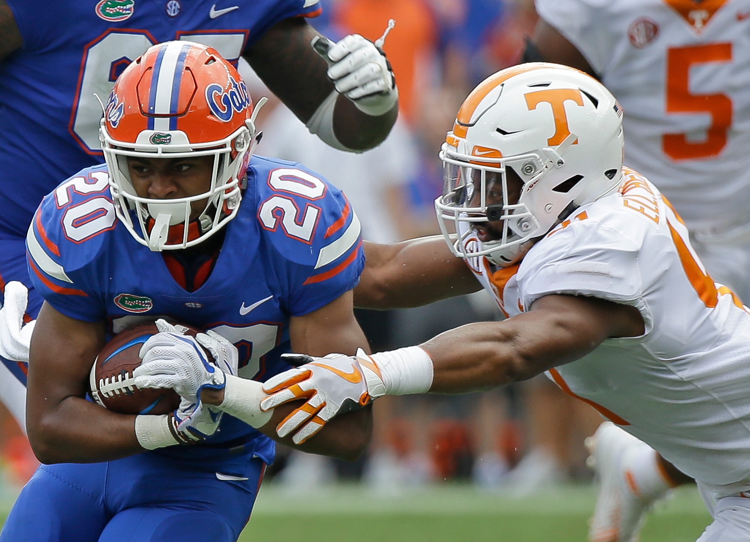 Both the Volunteers and the Gators struggled to move the ball for 45 minutes.