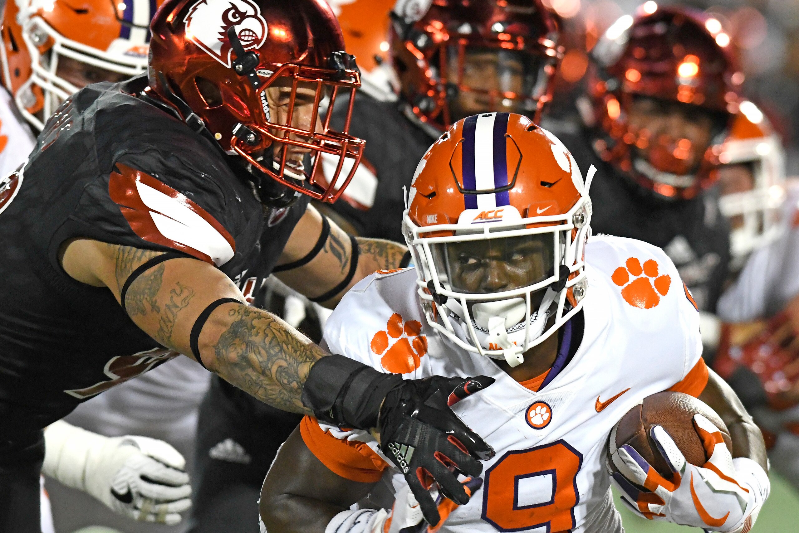 Defending national champion Clemson sits No. 2 in both polls after its 47-21 win at Louisville.