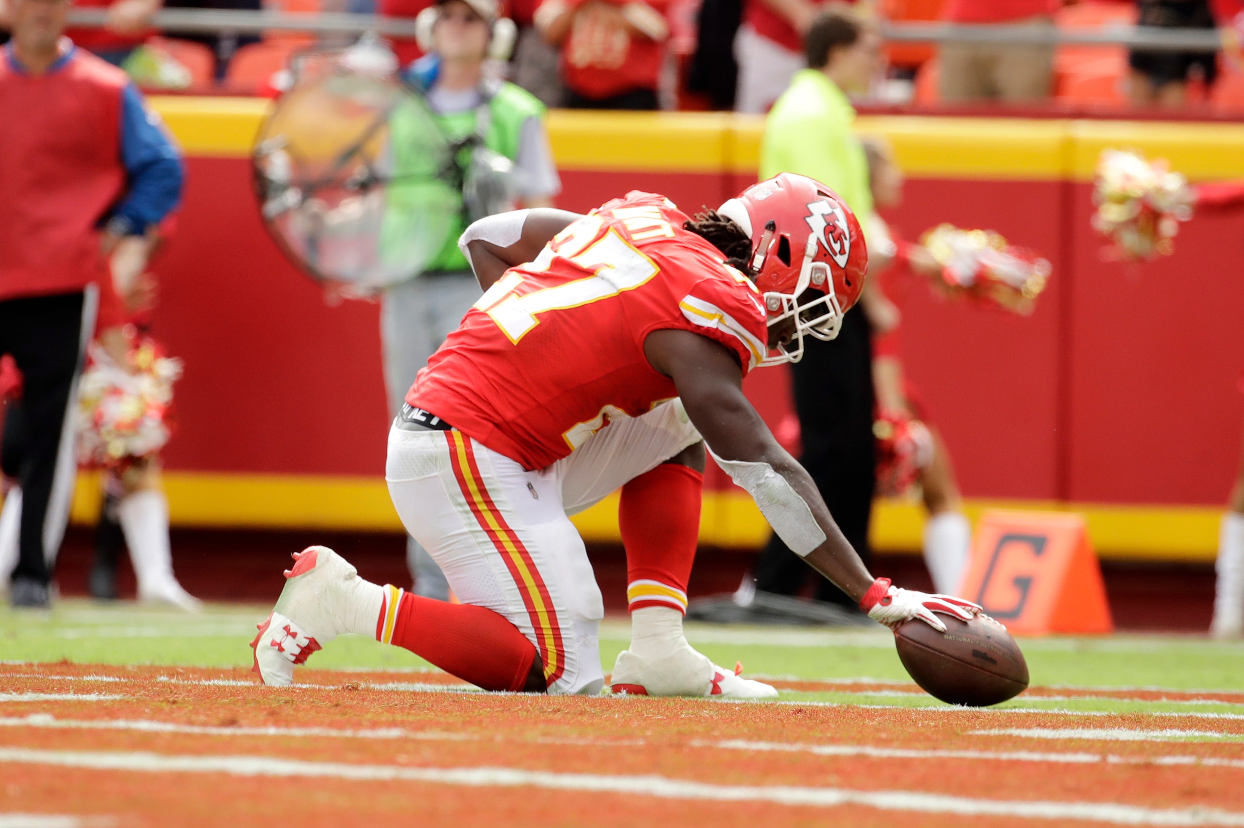 Kareem Hunt and the Kansas City Chiefs continue to dominate this weekly fixture.
