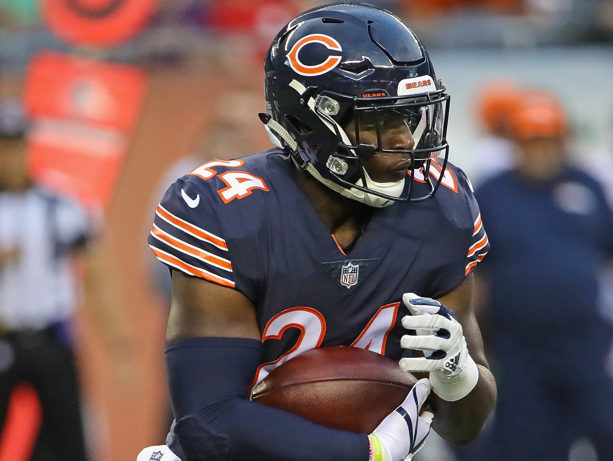 Jordan Howard's fantasy stock continues to fall at an alarming rate.