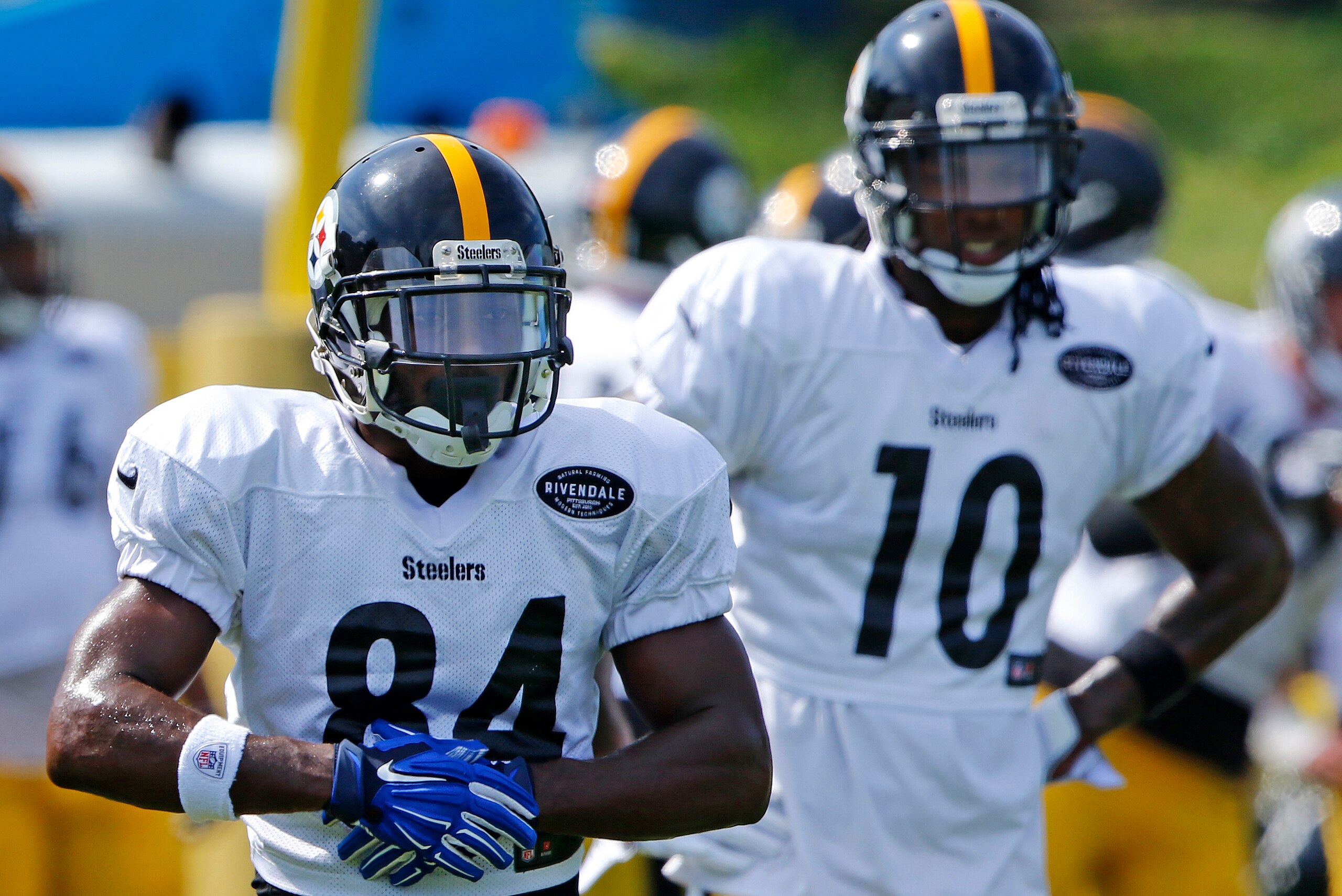 Antonio Brown and Martavis Bryant are a dynamic WR combination for the Pittsburgh Steelers.