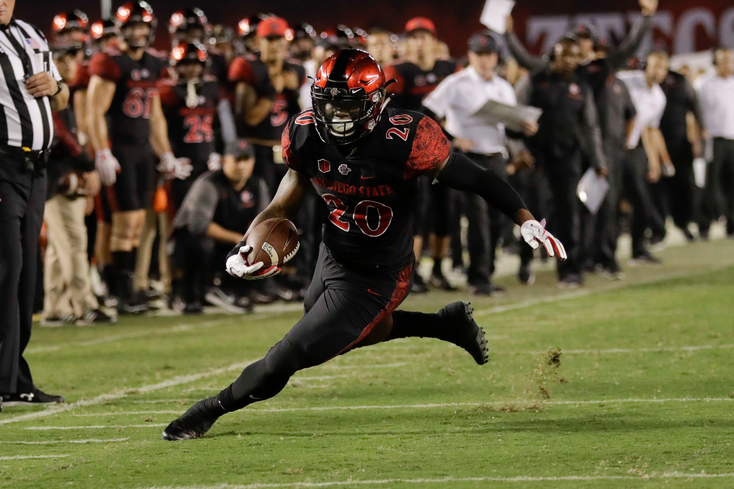Rashaad Penny and San Diego State are racing toward a New Year's Six bowl.