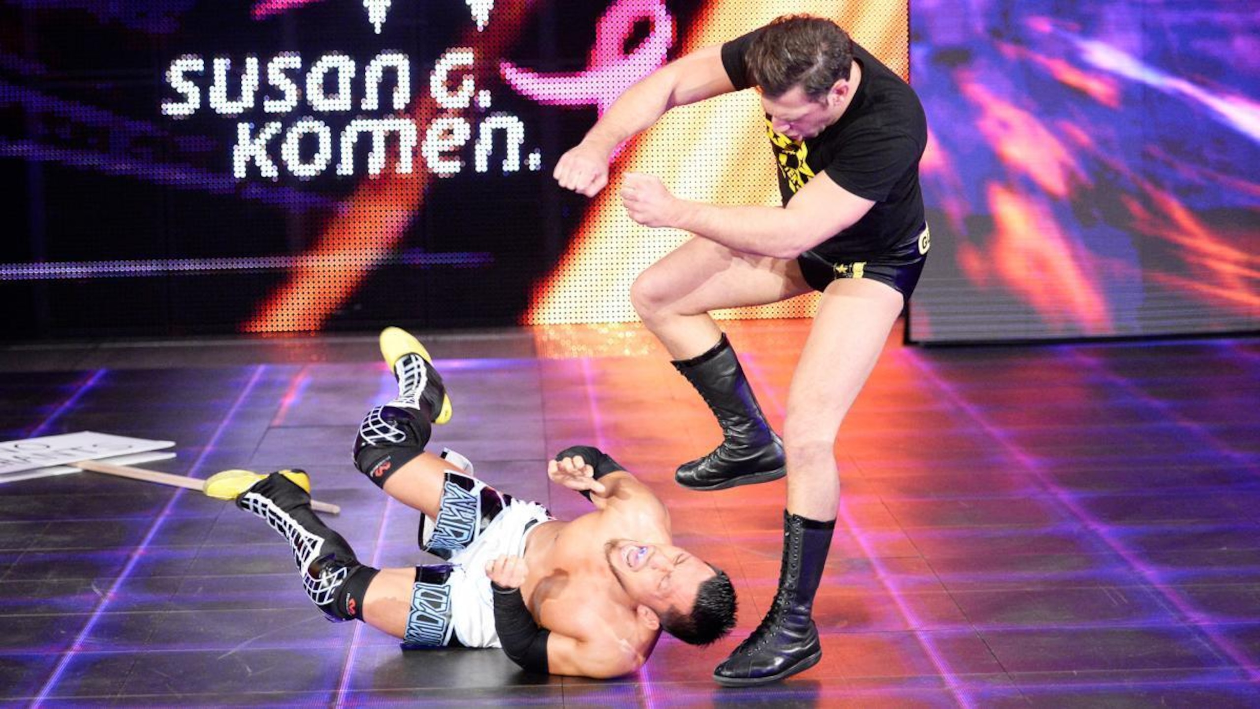 Drew Gulak attacks Akira Tozawa on last week's 205 Live.