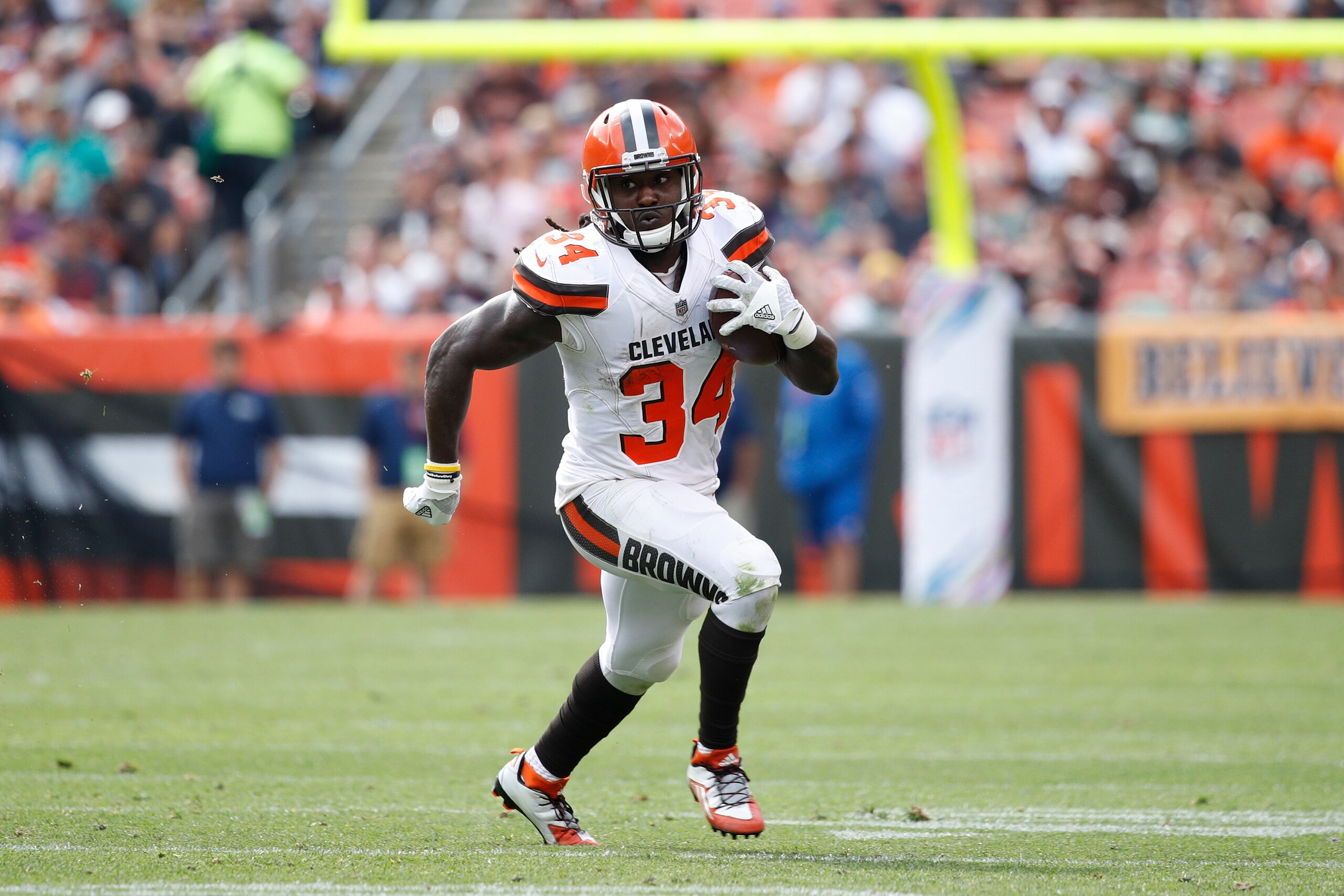 Isaiah Crowell in the open field is a rare sight.