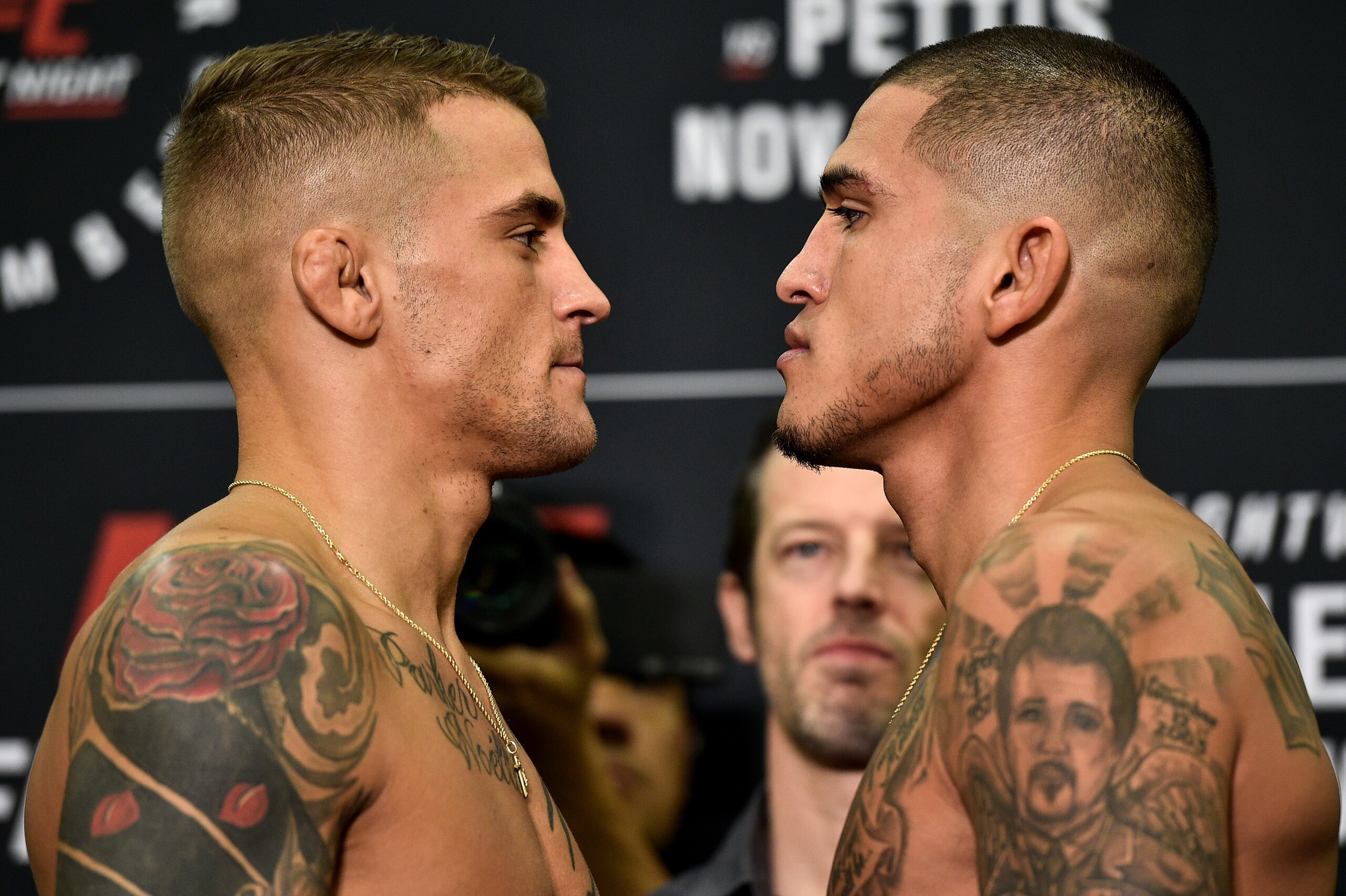 Dustin Poirier (left) and Anthony Pettis