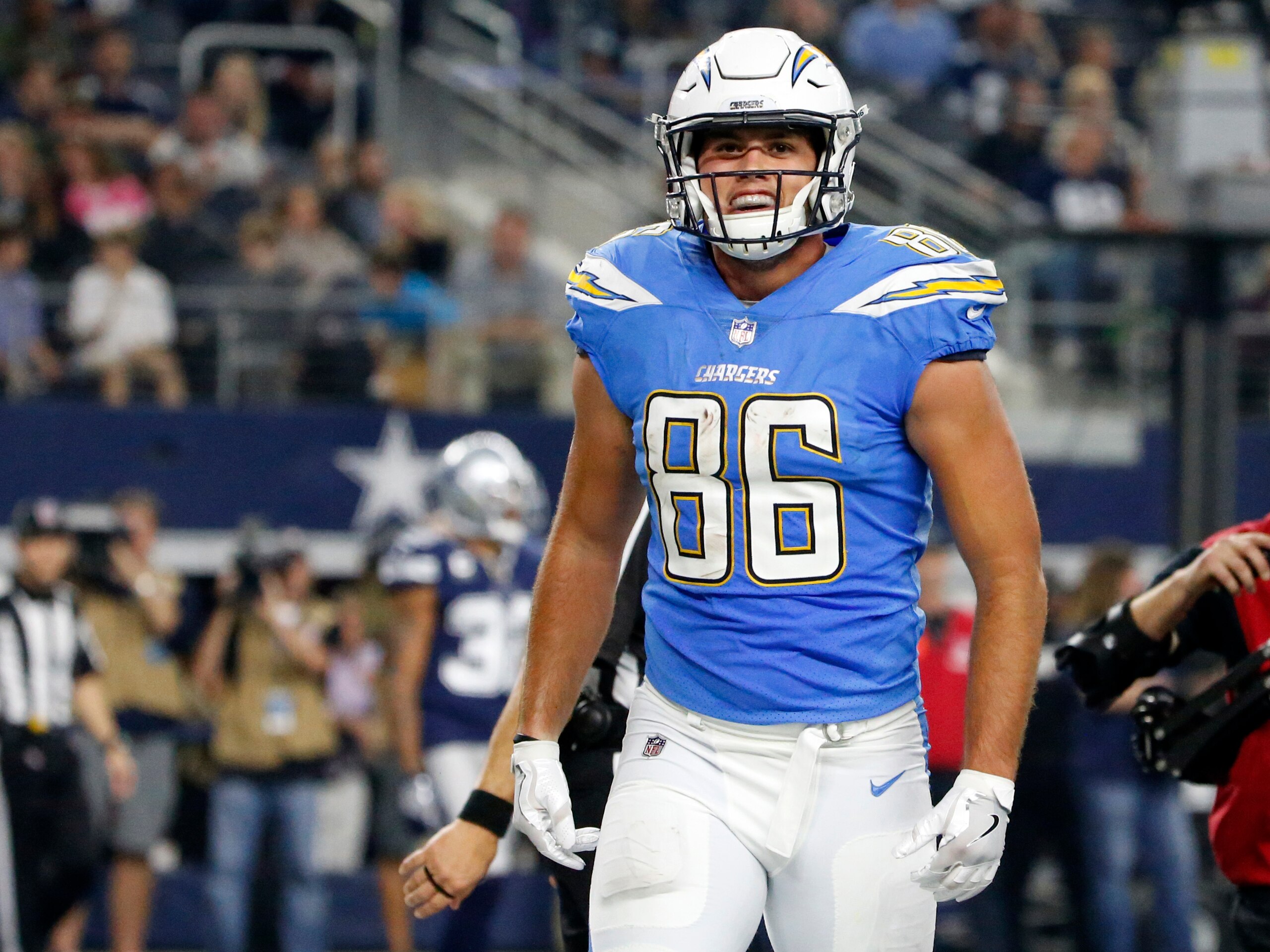 Hunter Henry and the Chargers are heating up at the right time.