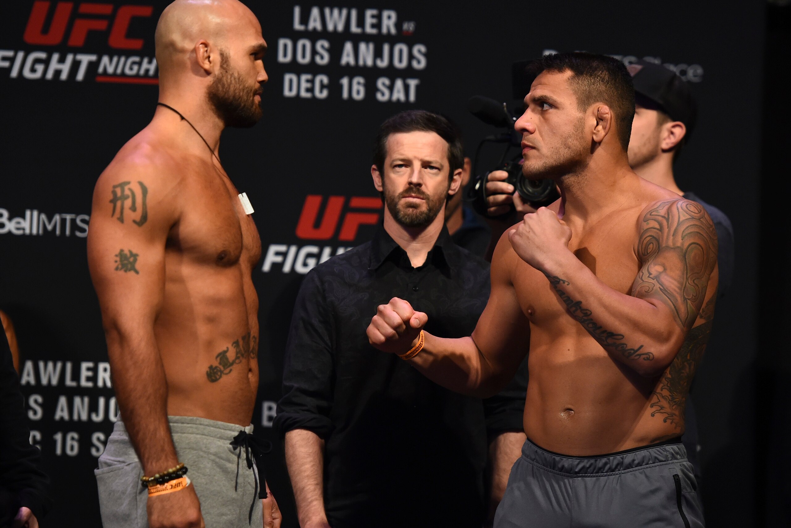 Robbie Lawler (left) and Rafael dos Anjos (right)