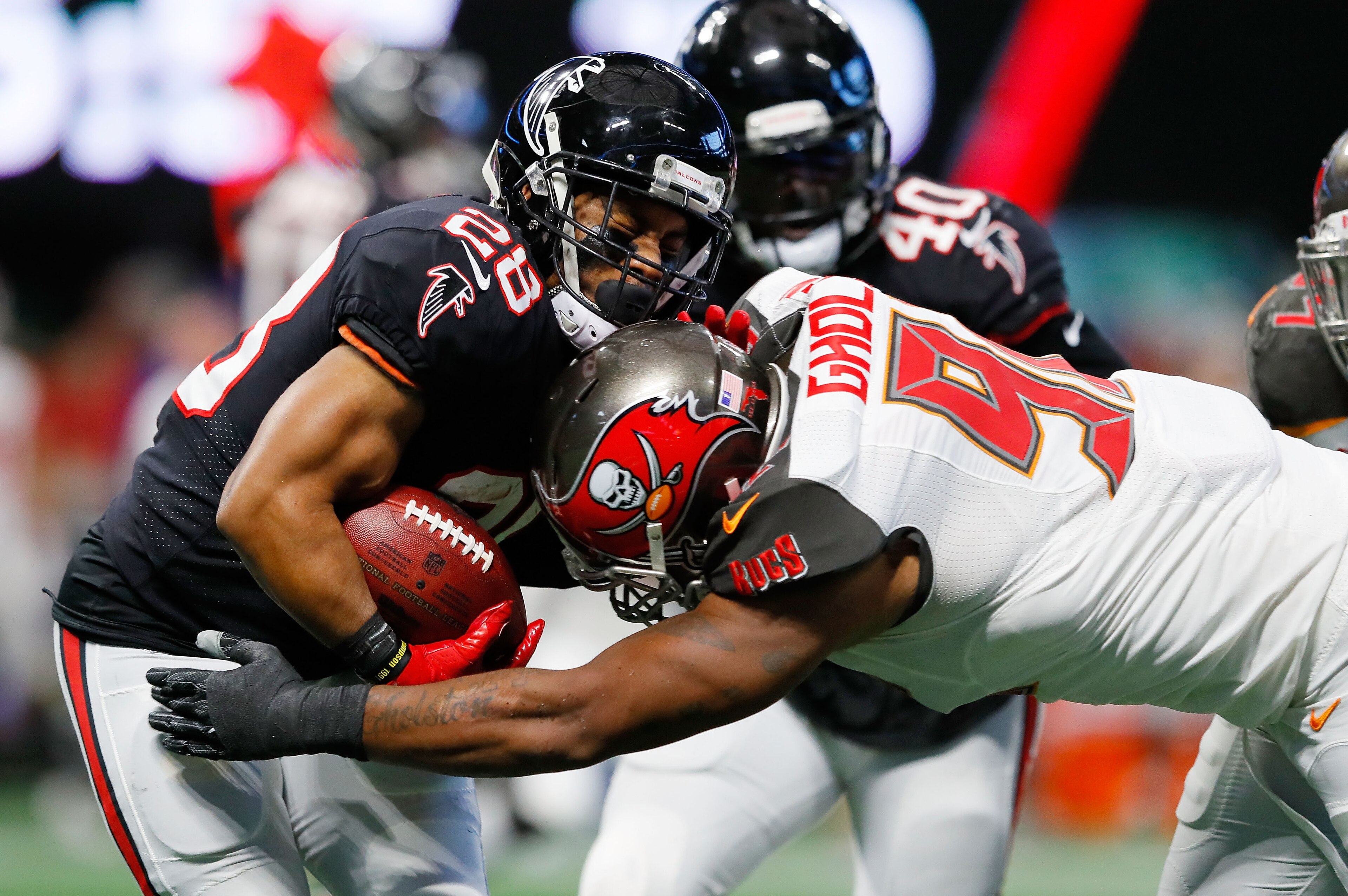 Tampa Bay's William Gholston