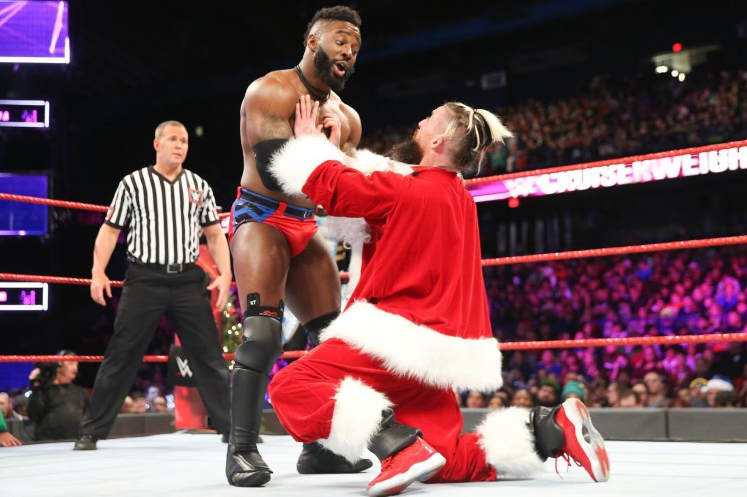 Cedric Alexander hopes to win the cruiserweight title from Enzo Amore next week. Cedric Alexander hopes to win the cruiserweight title from Enzo Amore next week.