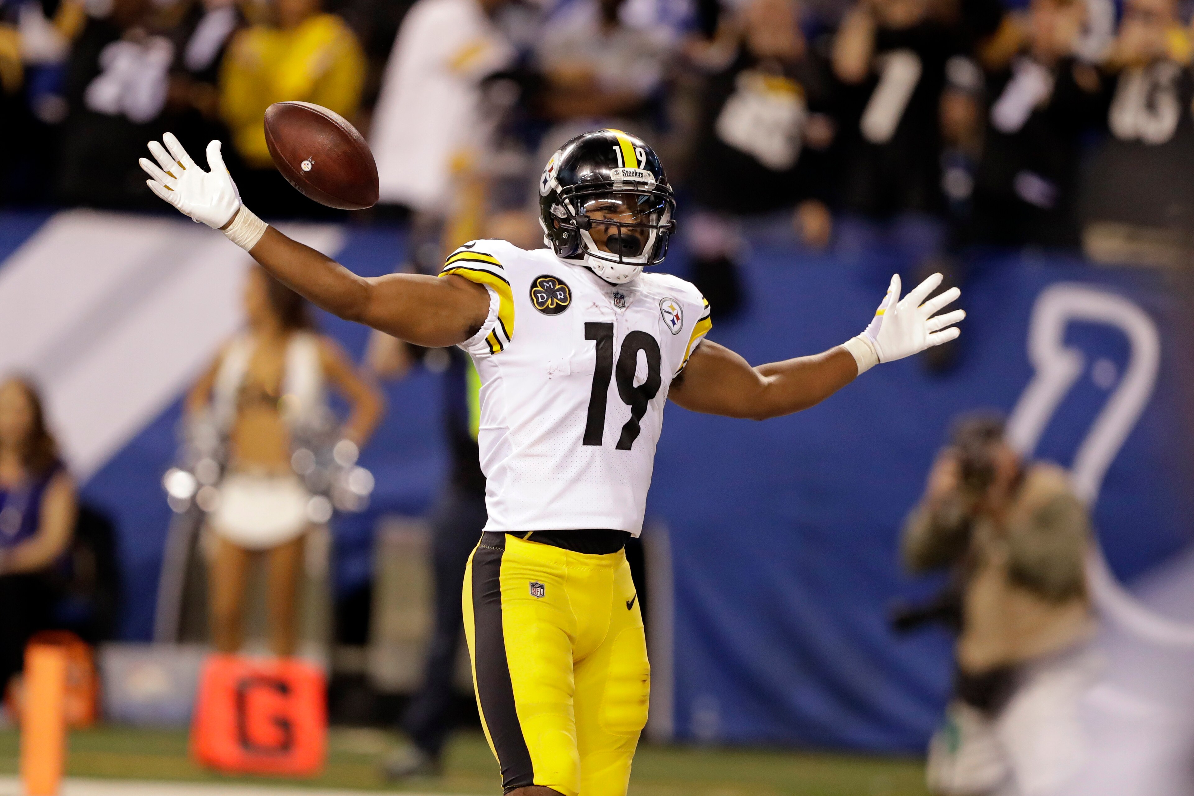 Almost everyone passed on JuJu Smith-Schuster. Almost everyone passed on JuJu Smith-Schuster.