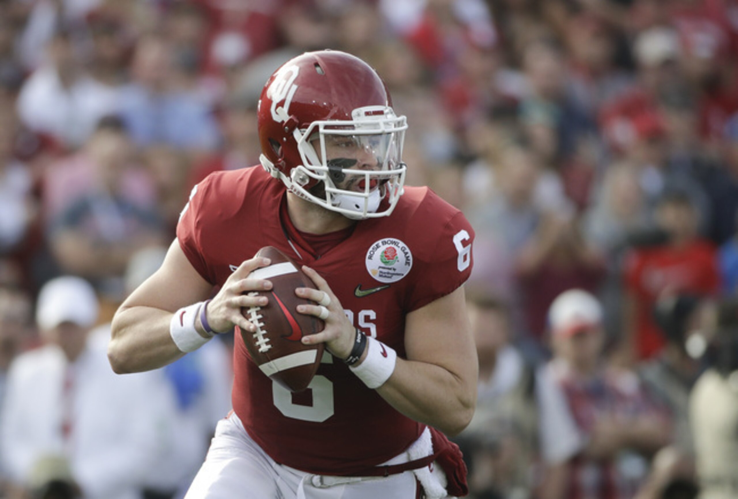 QB Baker Mayfield