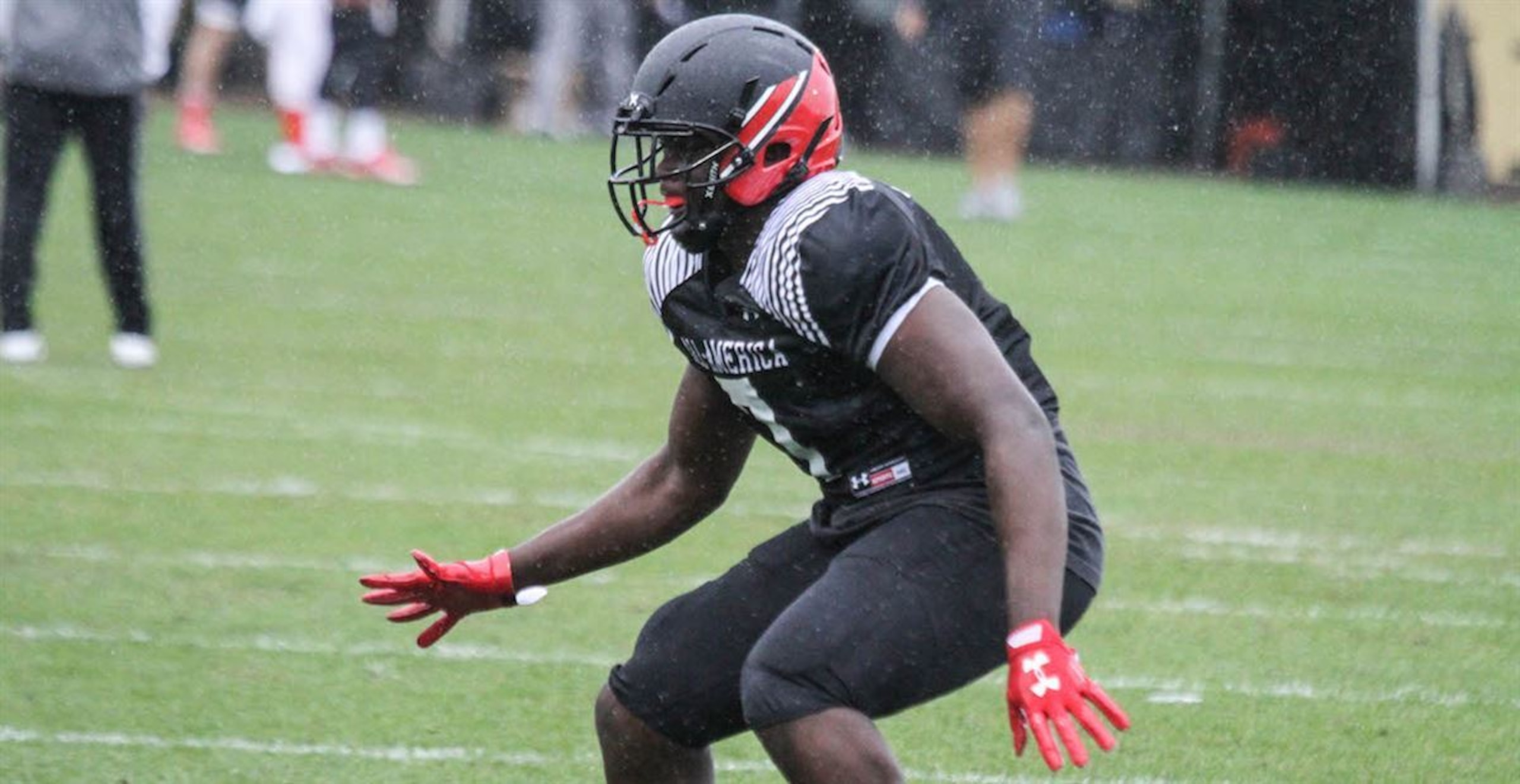 LB Teradja Mitchell