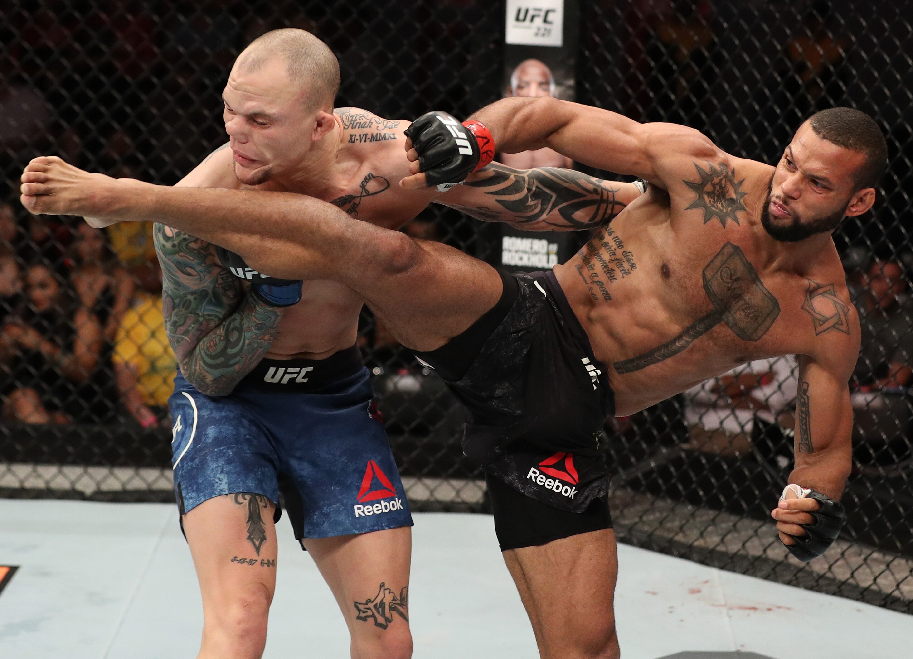 Anthony Smith (left) and Thiago Santos