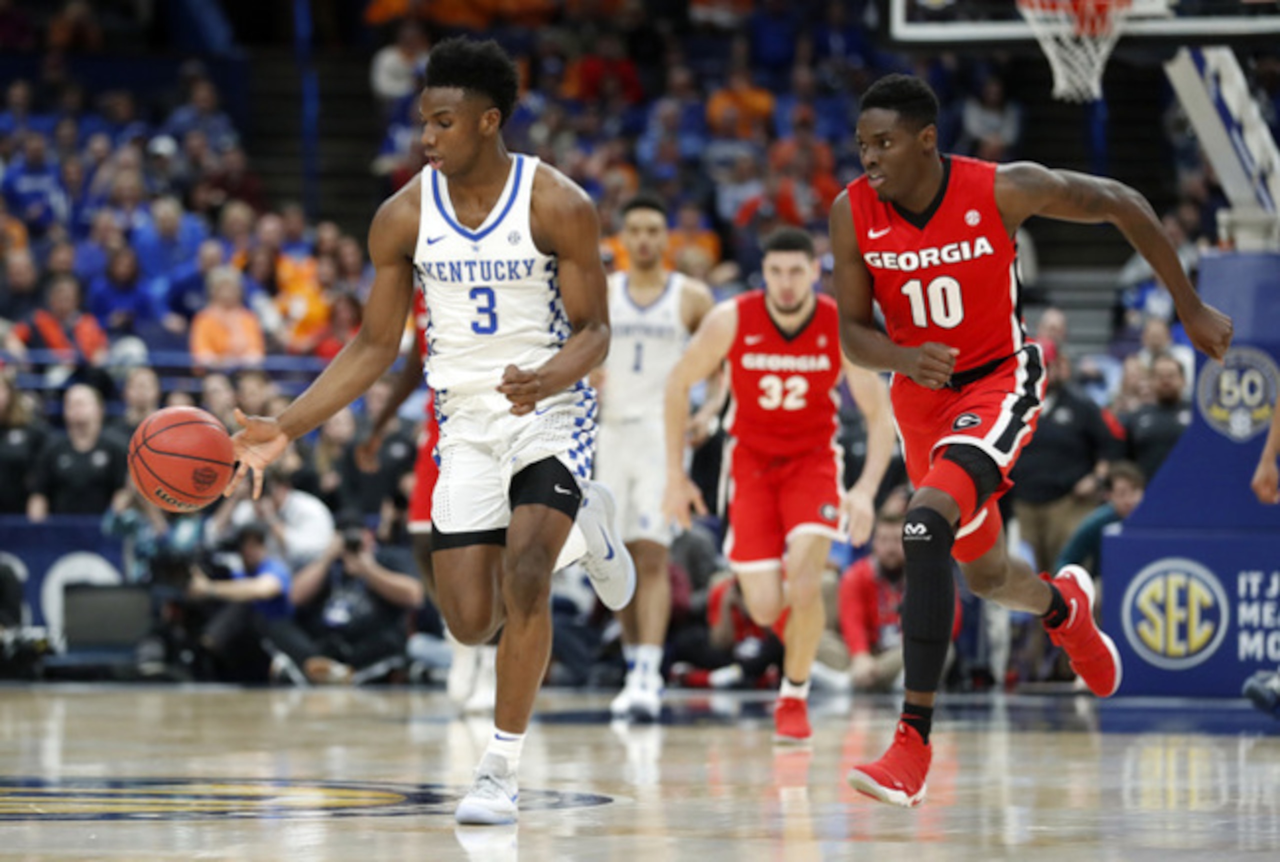 Hamidou Diallo dribbles in transition during Kentucky's SEC tournament quarterfinal win against Georgia.