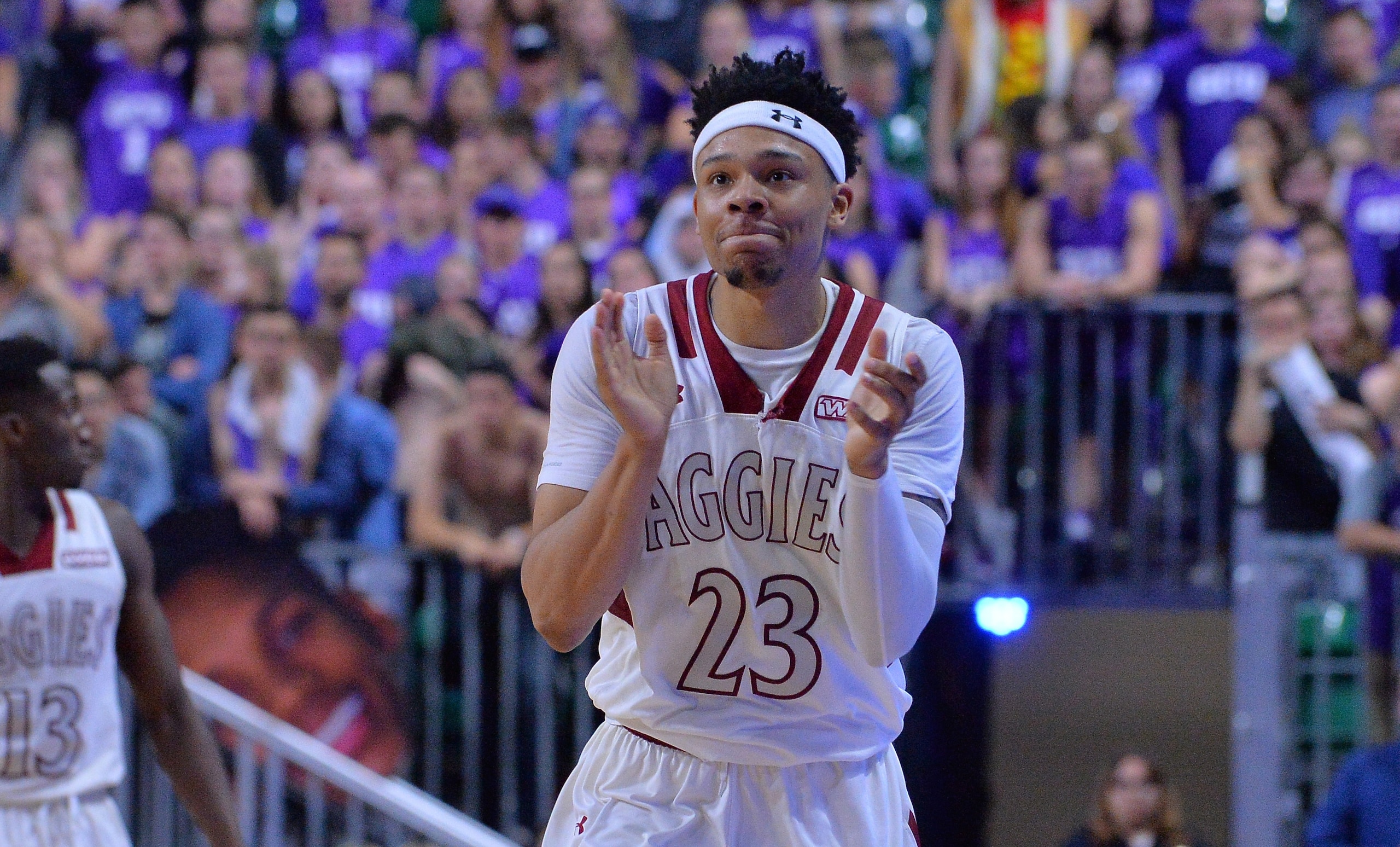 Zach Lofton (19.7 PPG, 5.1 RPG)