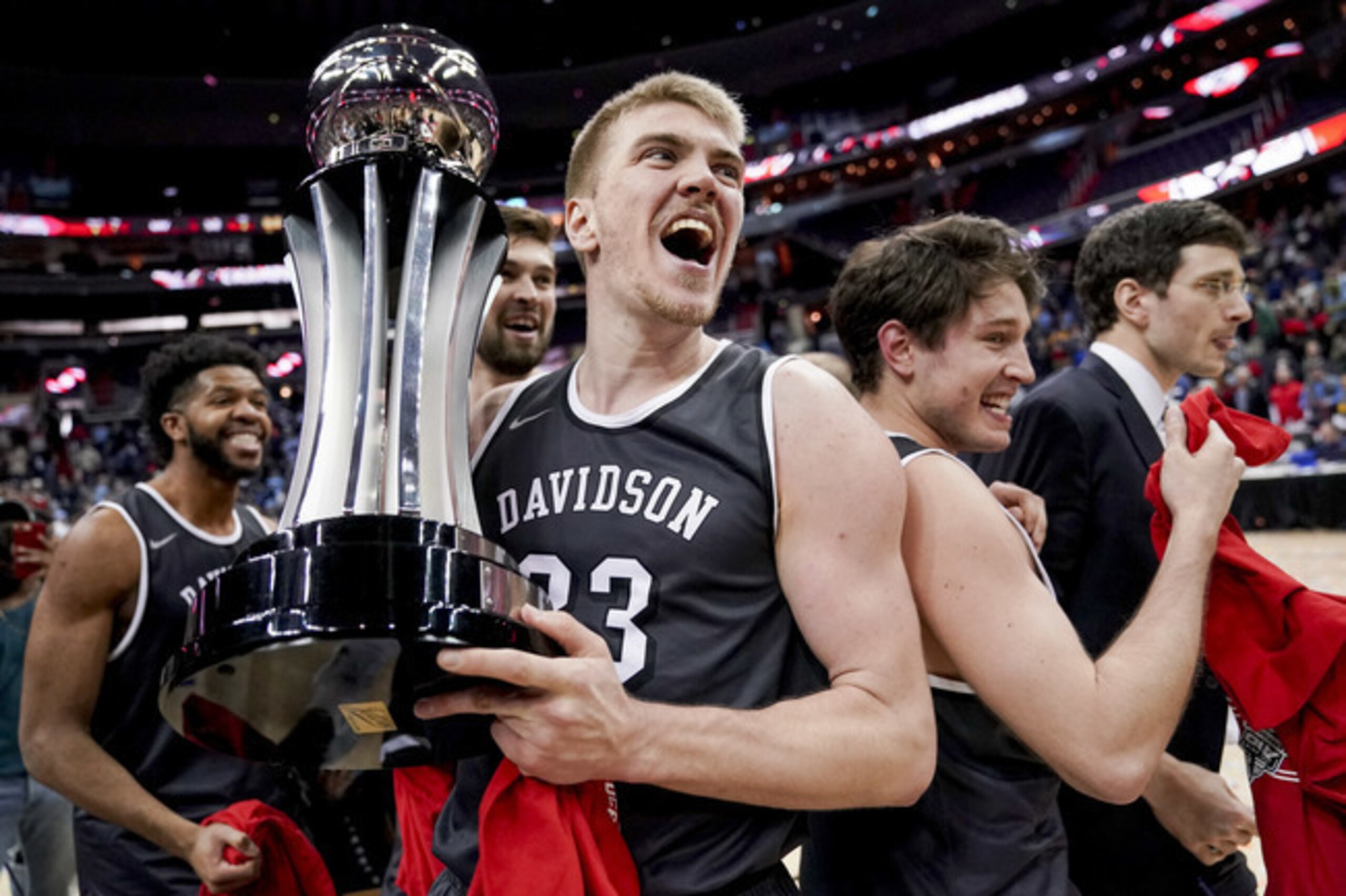 Peyton Aldridge (21.5 PPG, 7.8 RPG, 39.4 3PT%)