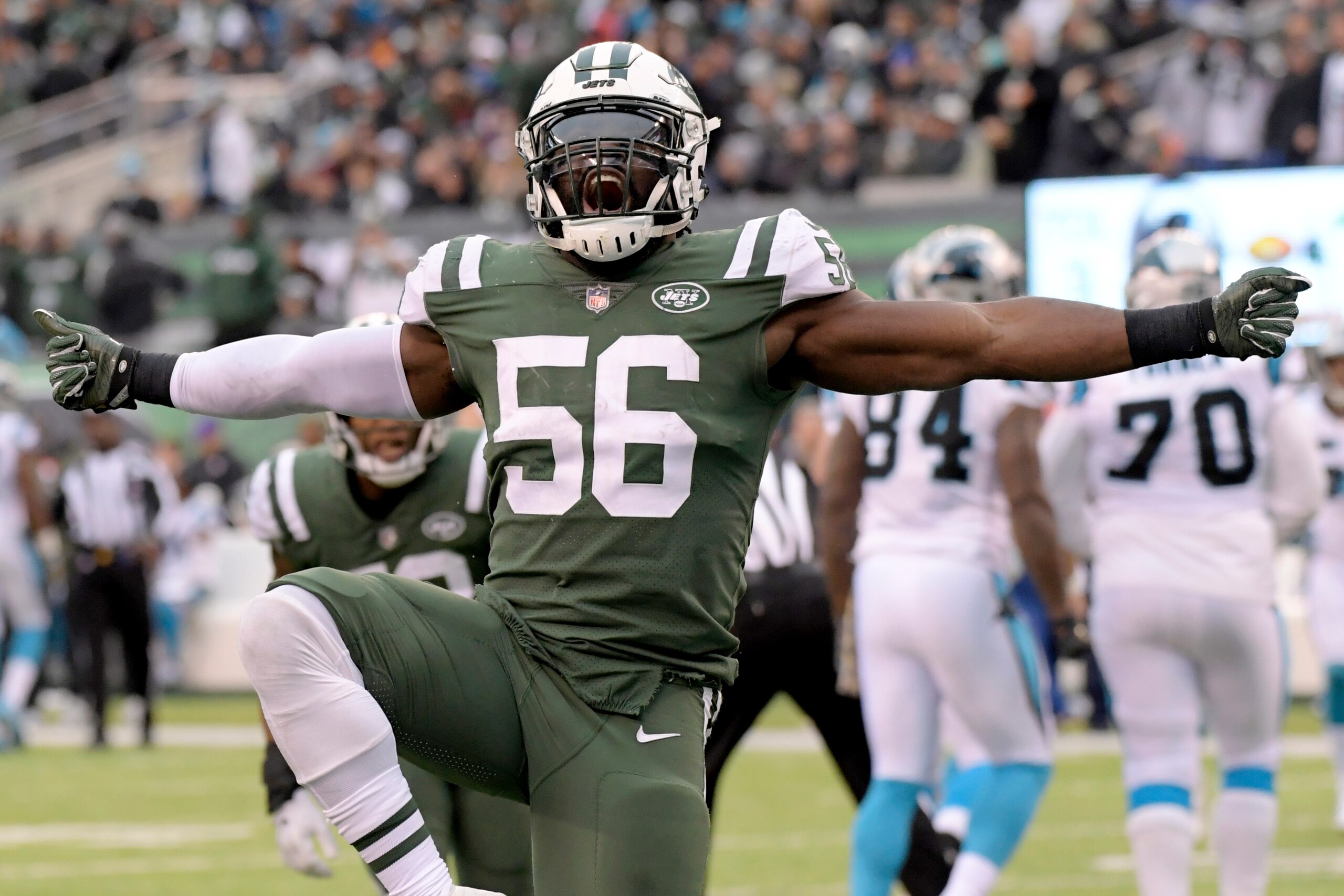 Linebacker Demario Davis