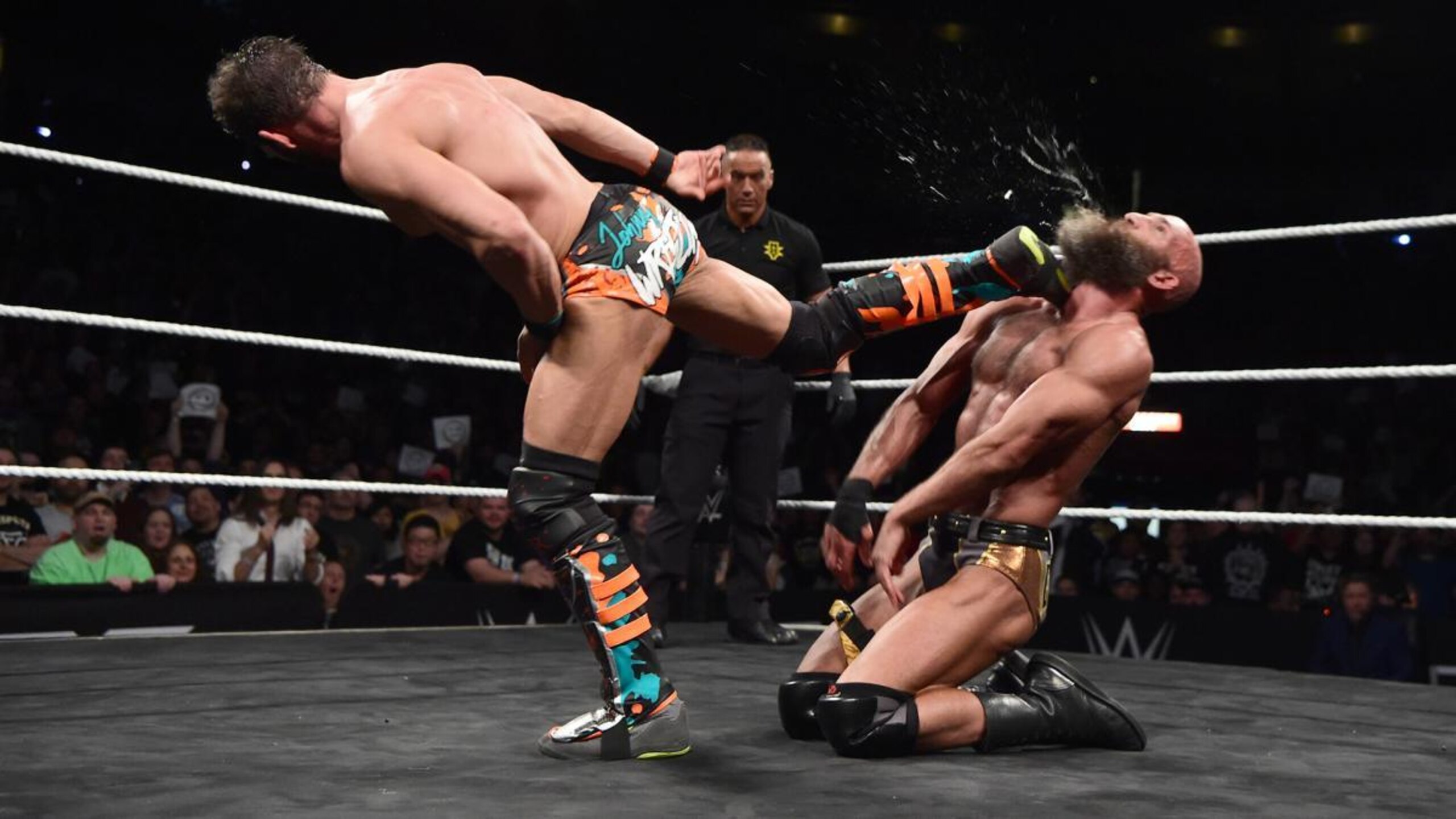 This picture sums up the ferocity of this match. This picture sums up the ferocity of this match.