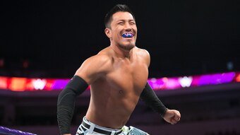 Akira Tozawa and his trademark mouthguard.