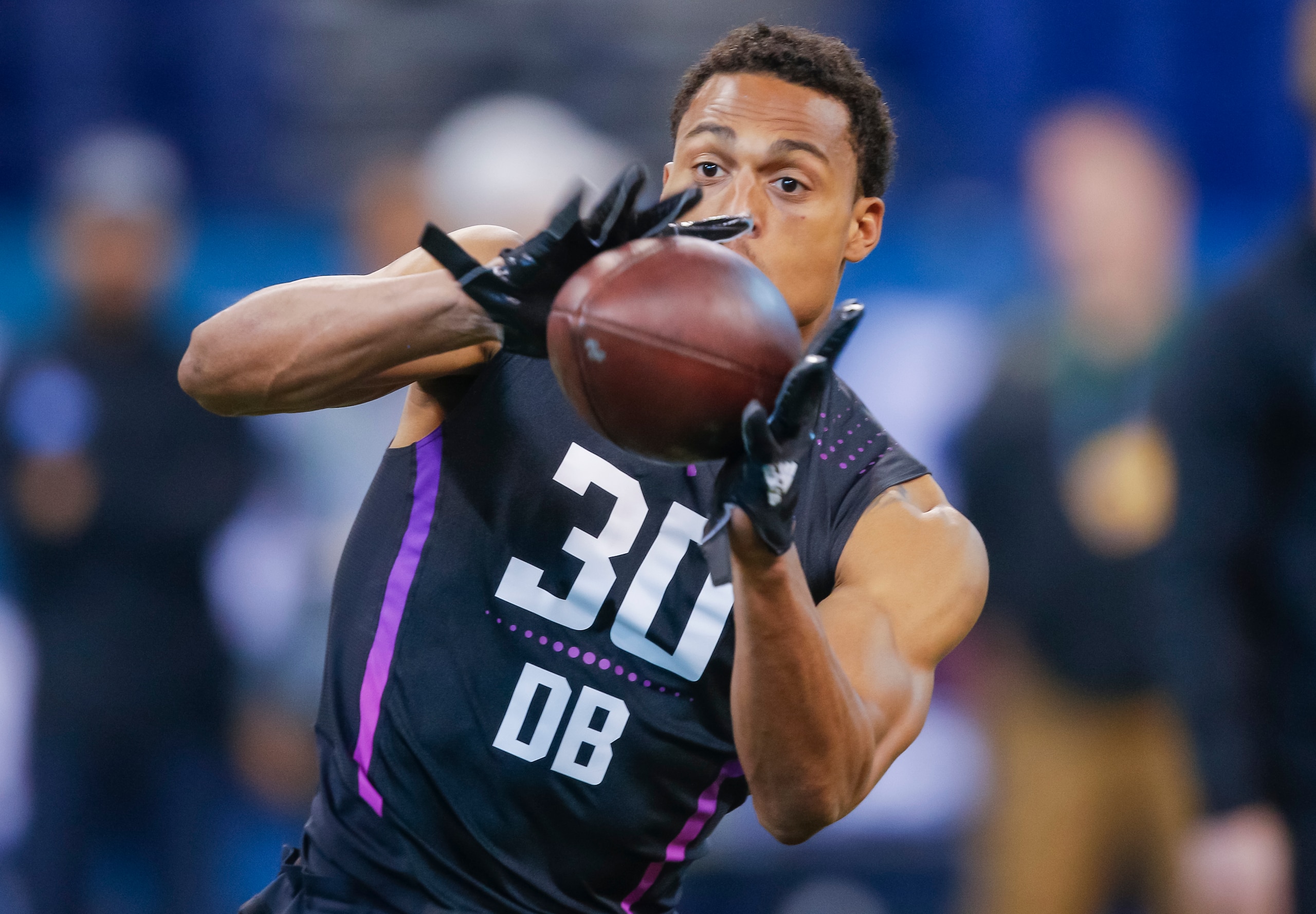 The Chiefs could use a corner like Colorado's Isaiah Oliver.