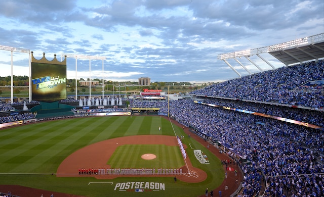 Ranking The 10 Best Major League Baseball Stadiums ranking-the-10-best-major-league-baseball-stadiums