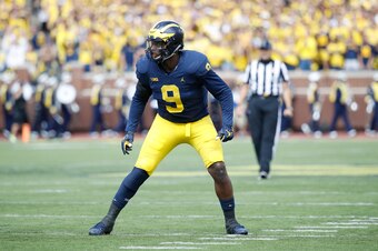 Michigan linebacker Mike McCray on the field against Cincinnati