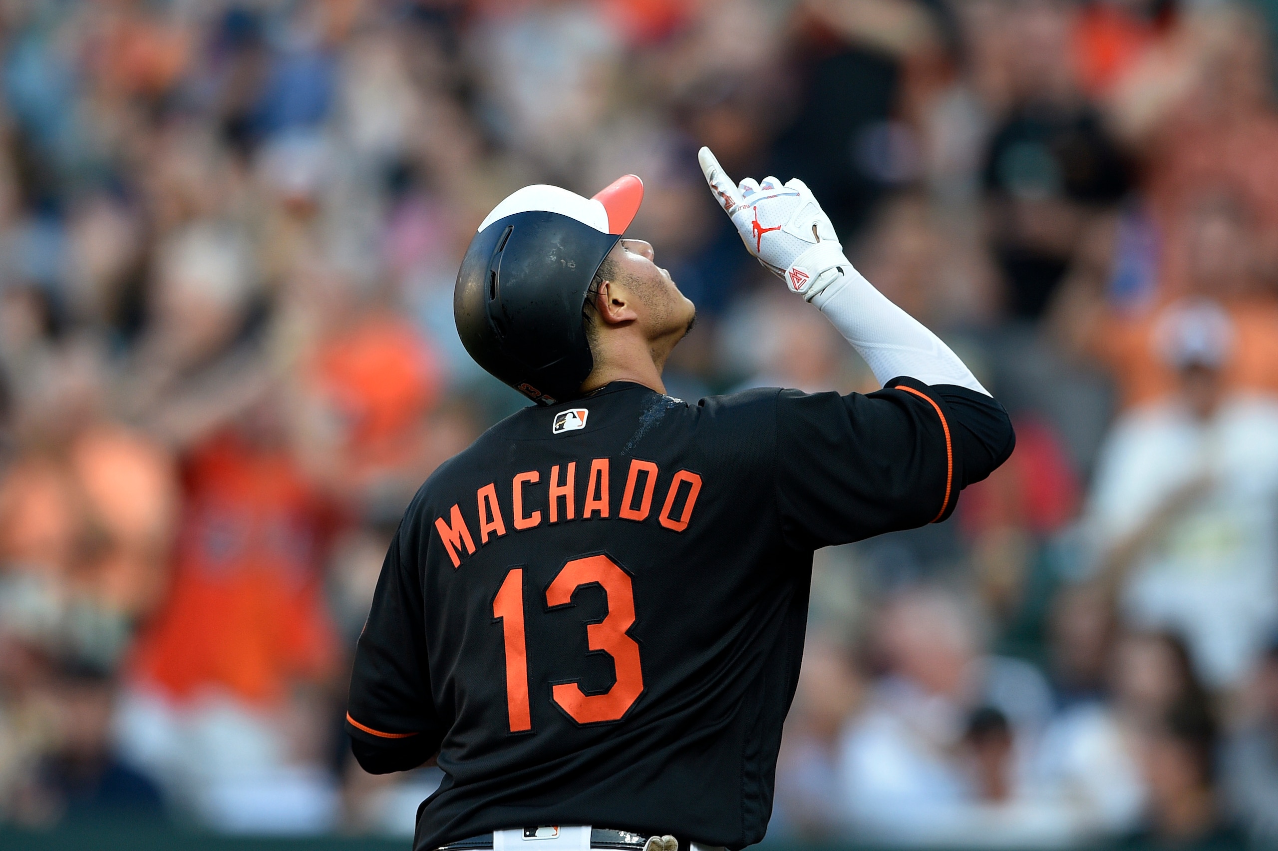 Predictions for Manny Machado's destination and more.